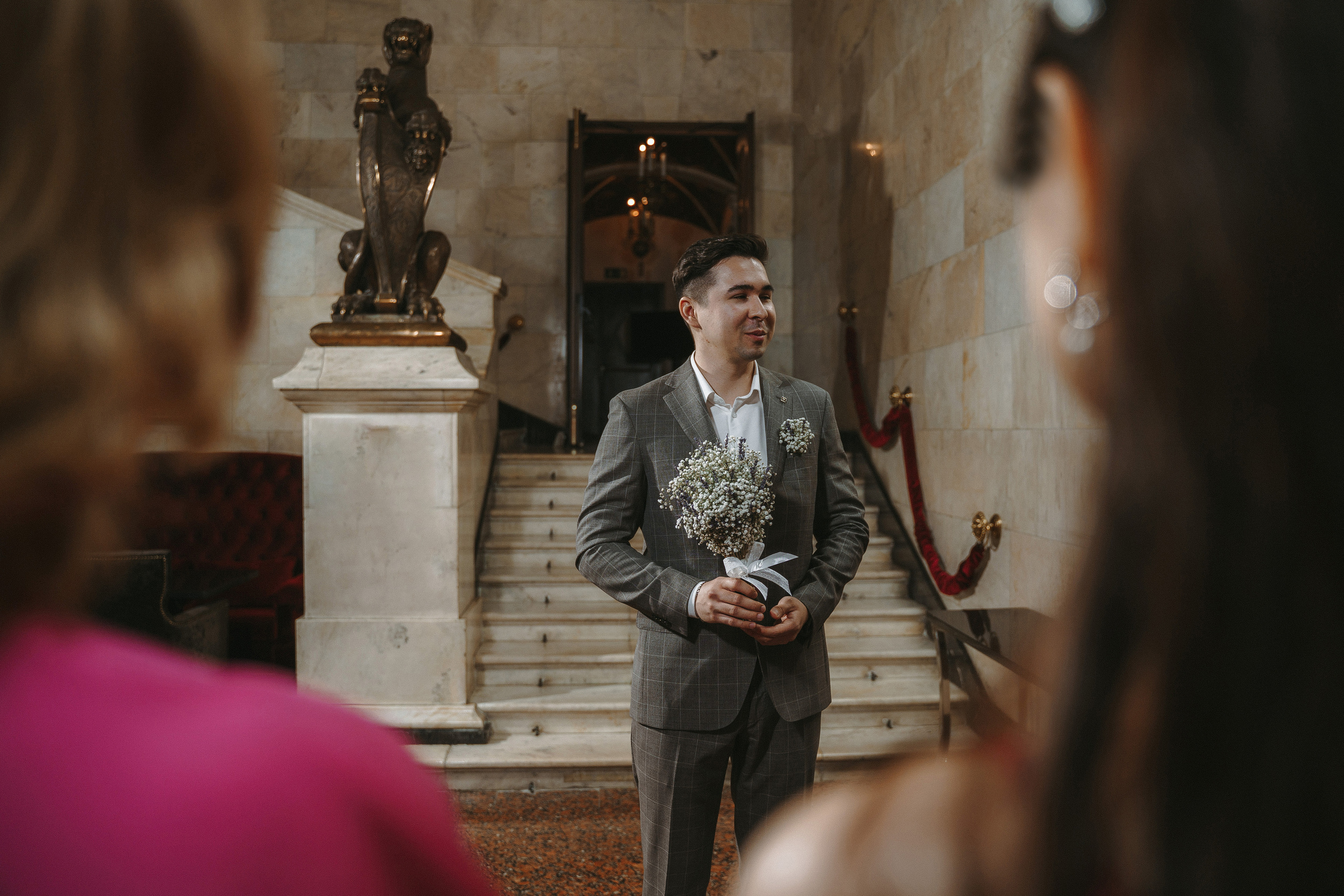 Свадебная фотосессия в отеле Hilton Moscow Leningradskaya 5*