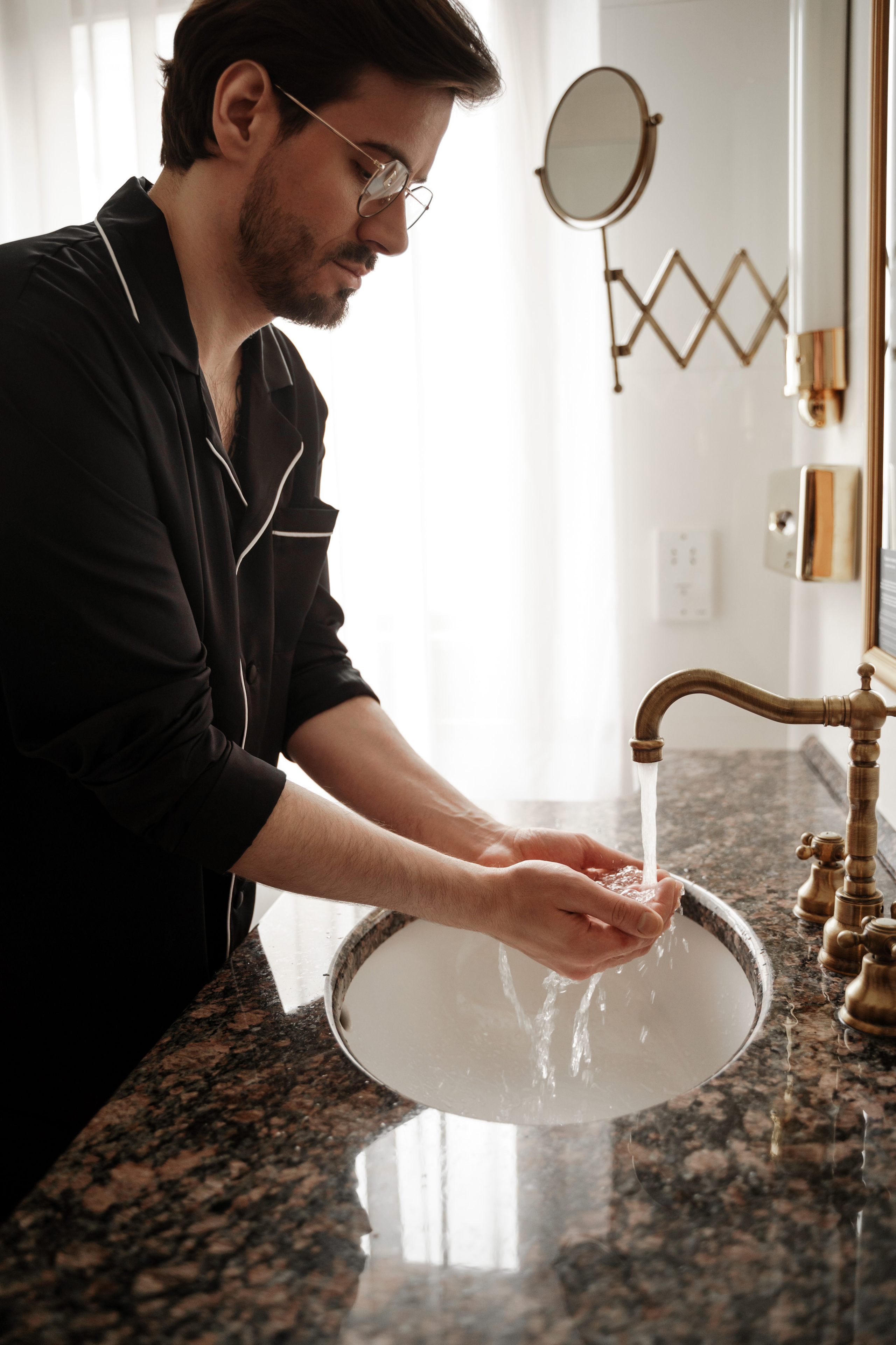 Свадебная фотосессия в отеле Hilton Moscow Leningradskaya 5