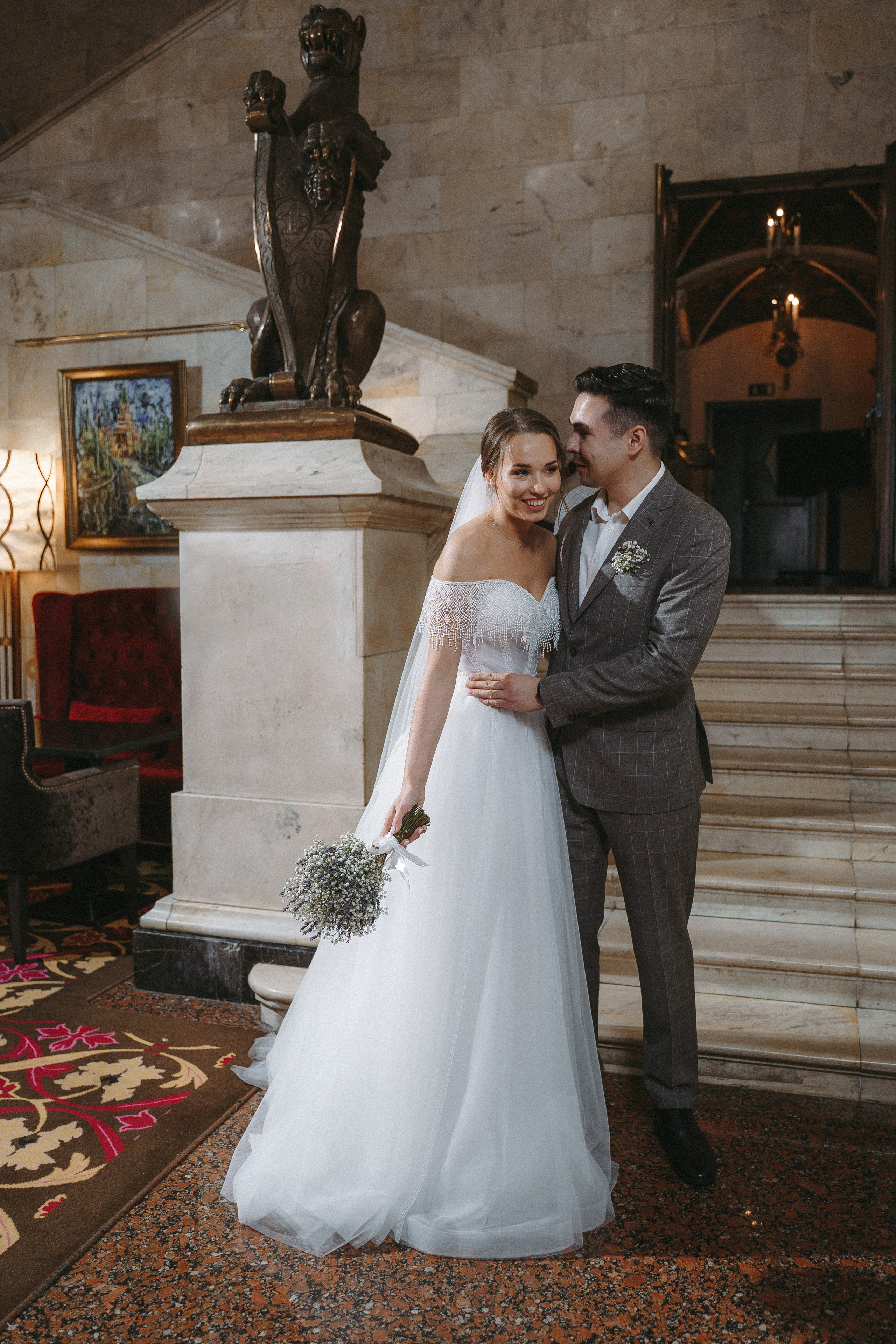 Свадебная фотосессия в отеле Hilton Moscow Leningradskaya 5*