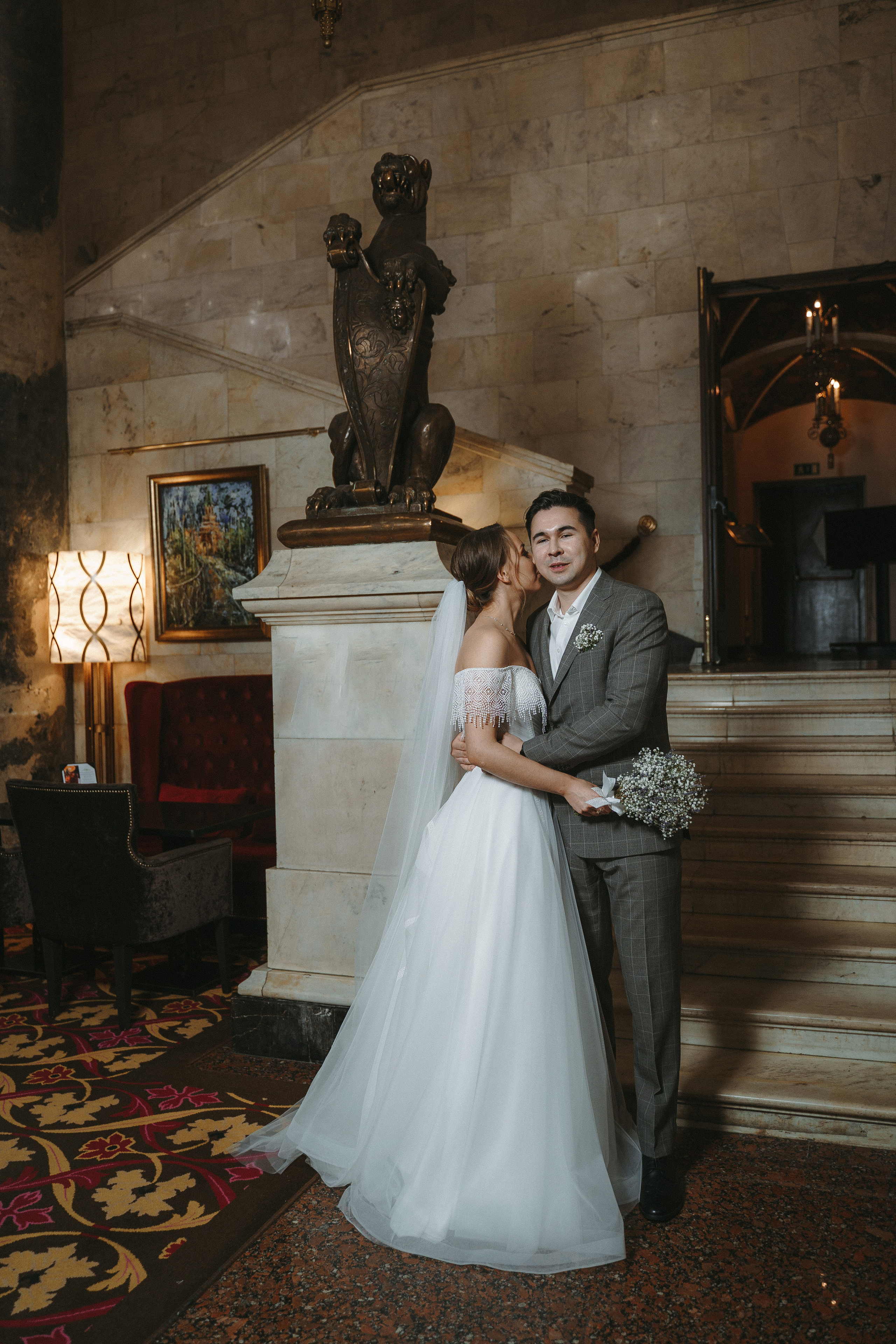 Свадебная фотосессия в отеле Hilton Moscow Leningradskaya 5*