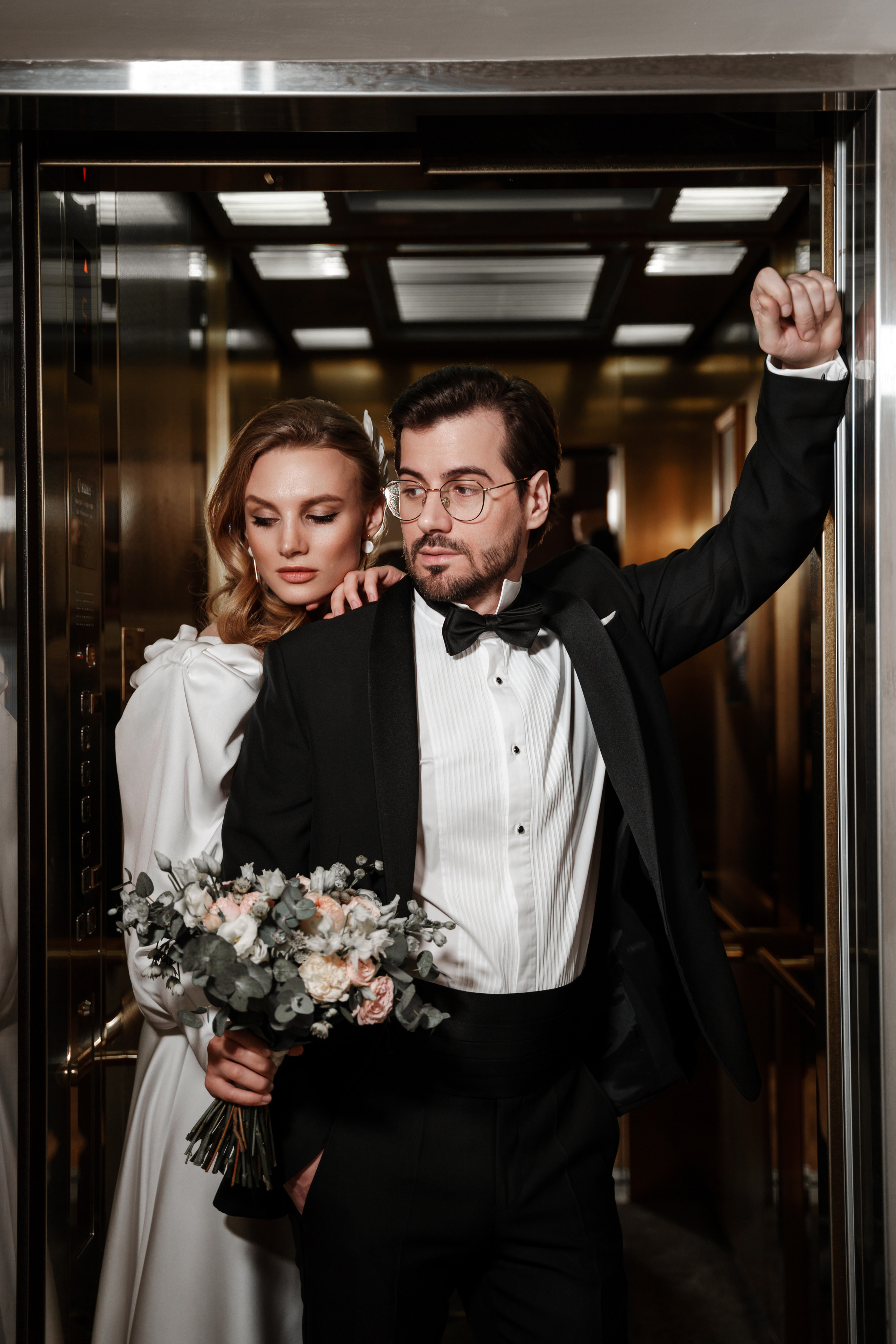 Свадебная фотосессия в отеле Hilton Moscow Leningradskaya 5