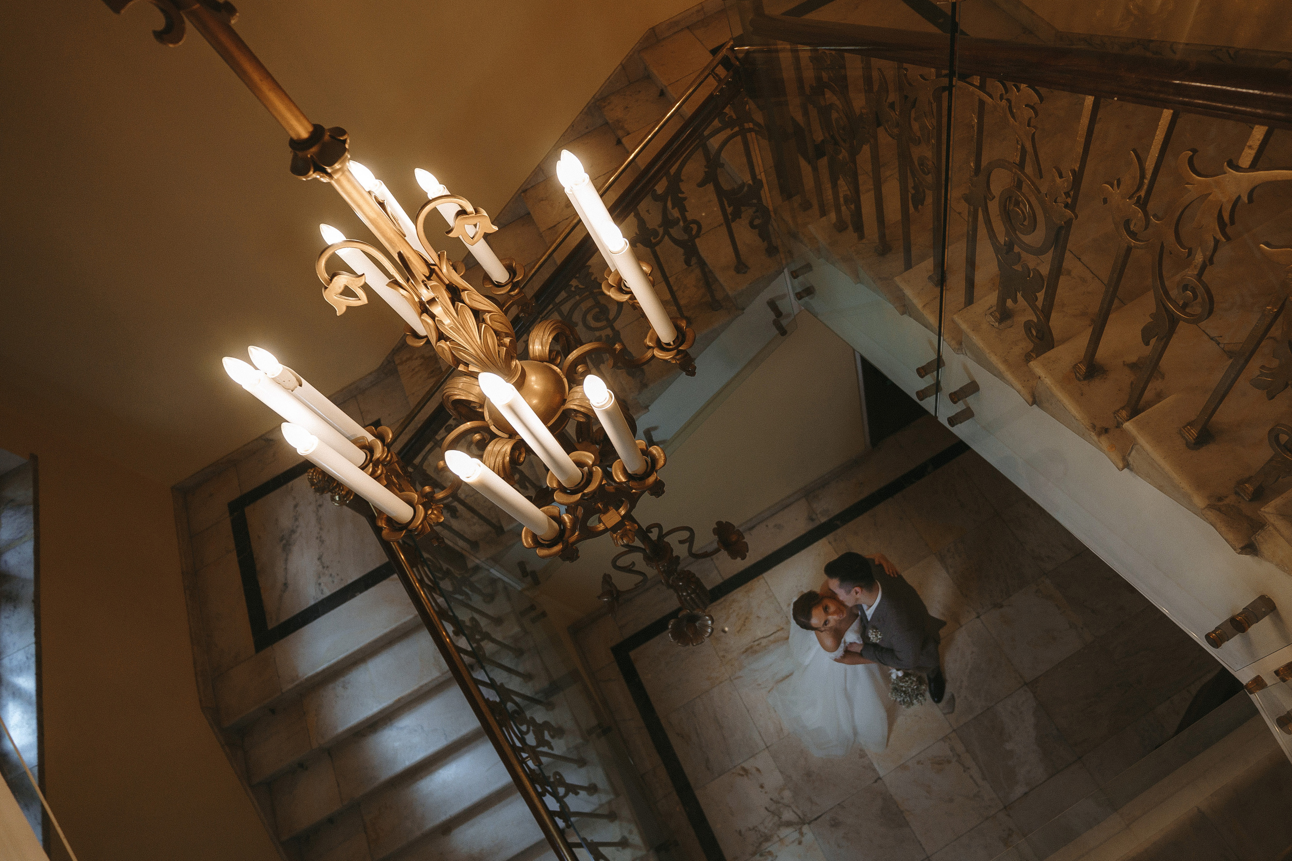 Свадебная фотосессия в отеле Hilton Moscow Leningradskaya 5*