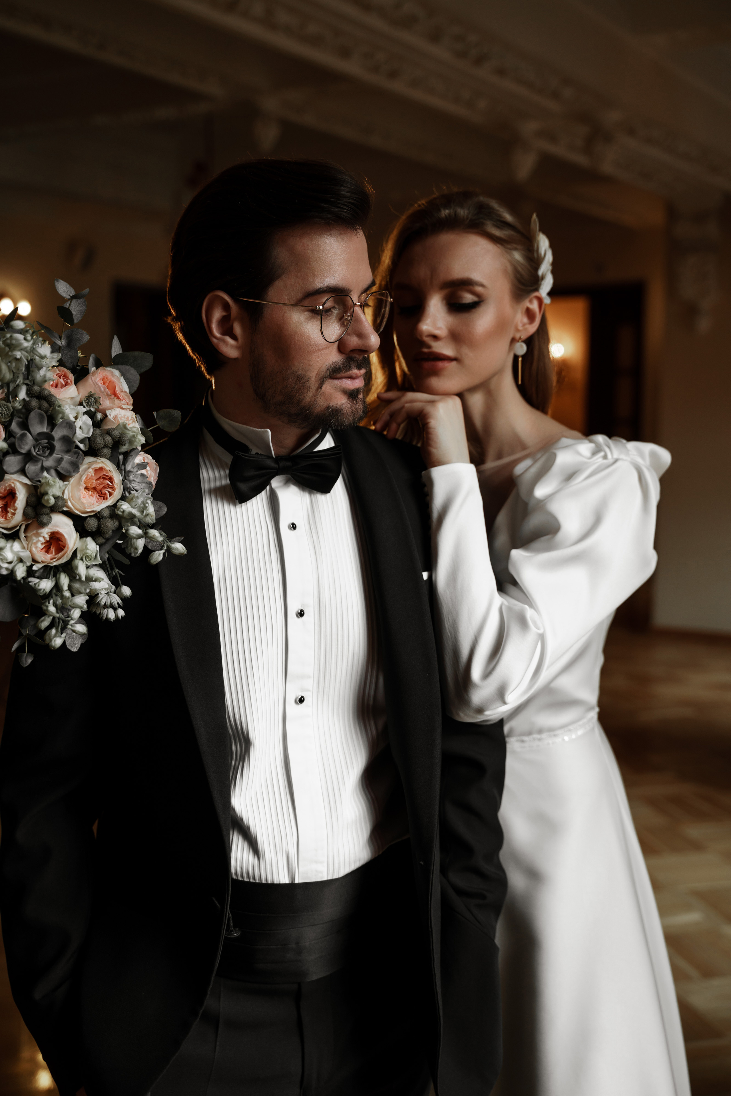 Свадебная фотосессия в отеле Hilton Moscow Leningradskaya 5