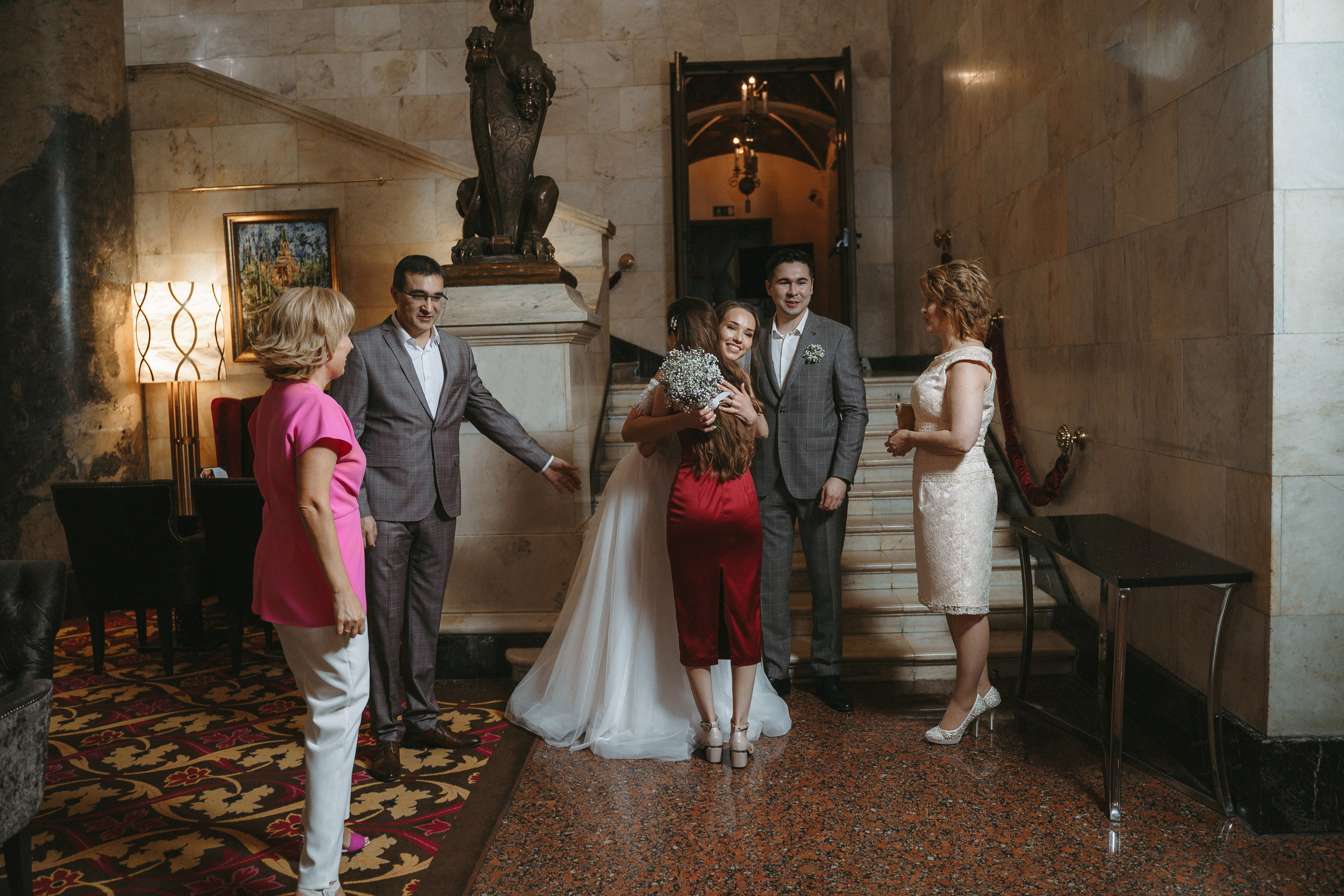 Свадебная фотосессия в отеле Hilton Moscow Leningradskaya 5*