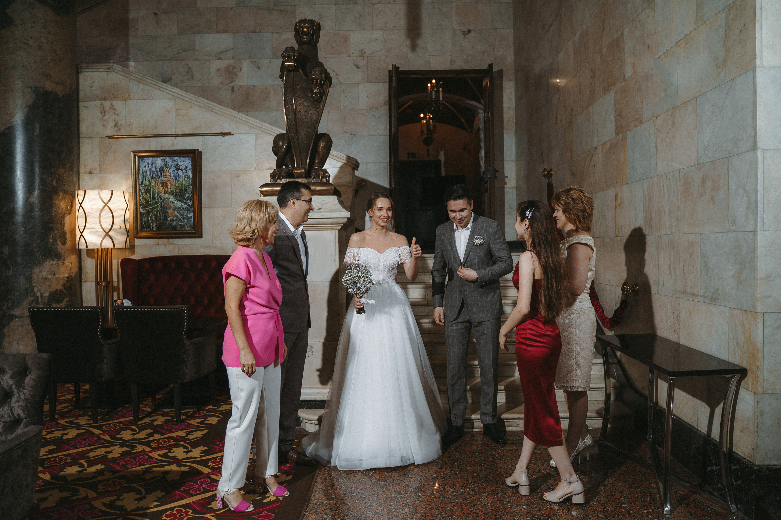 Свадебная фотосессия в отеле Hilton Moscow Leningradskaya 5*