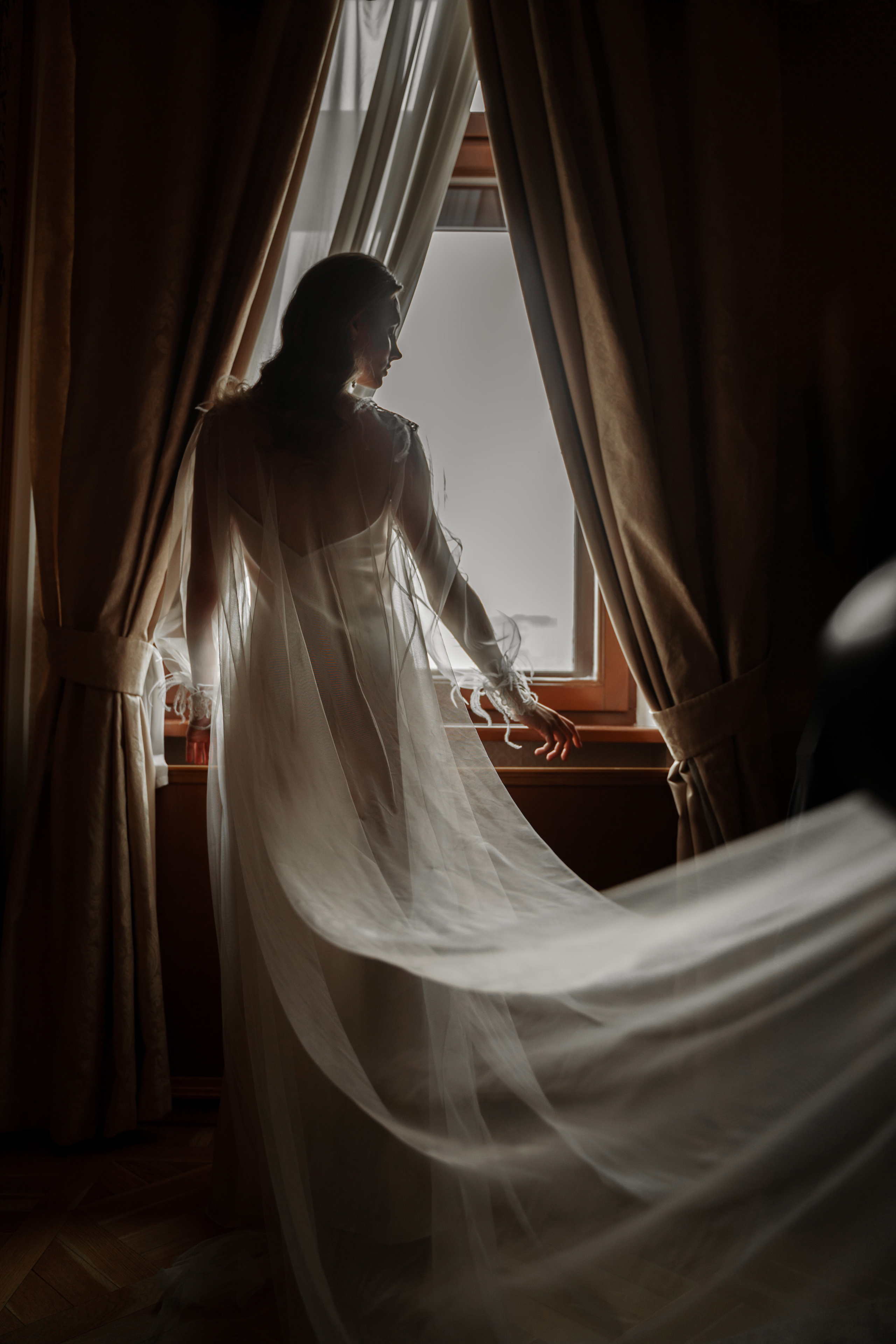 Свадебная фотосессия в отеле Hilton Moscow Leningradskaya 5