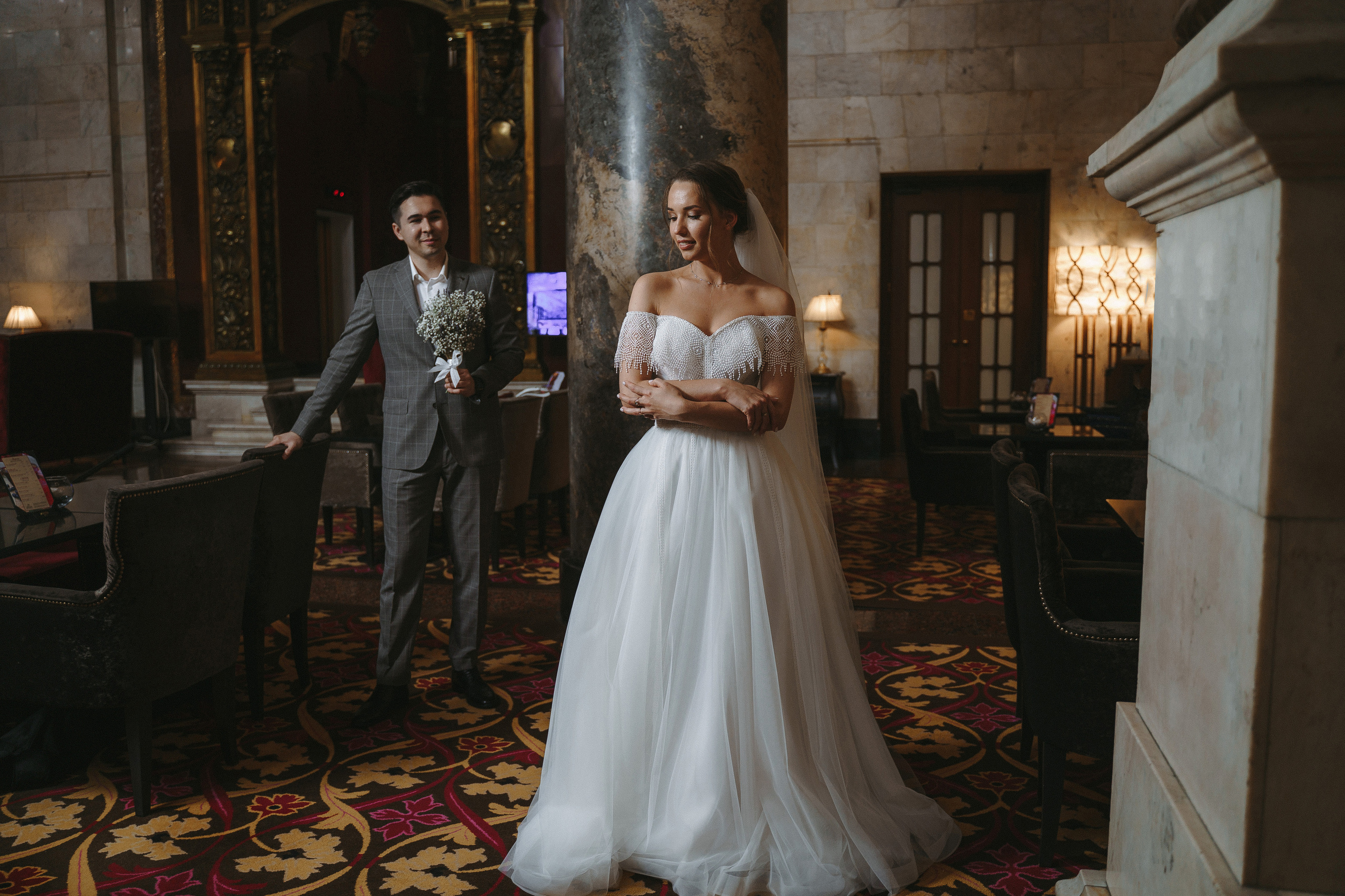 Свадебная фотосессия в отеле Hilton Moscow Leningradskaya 5*