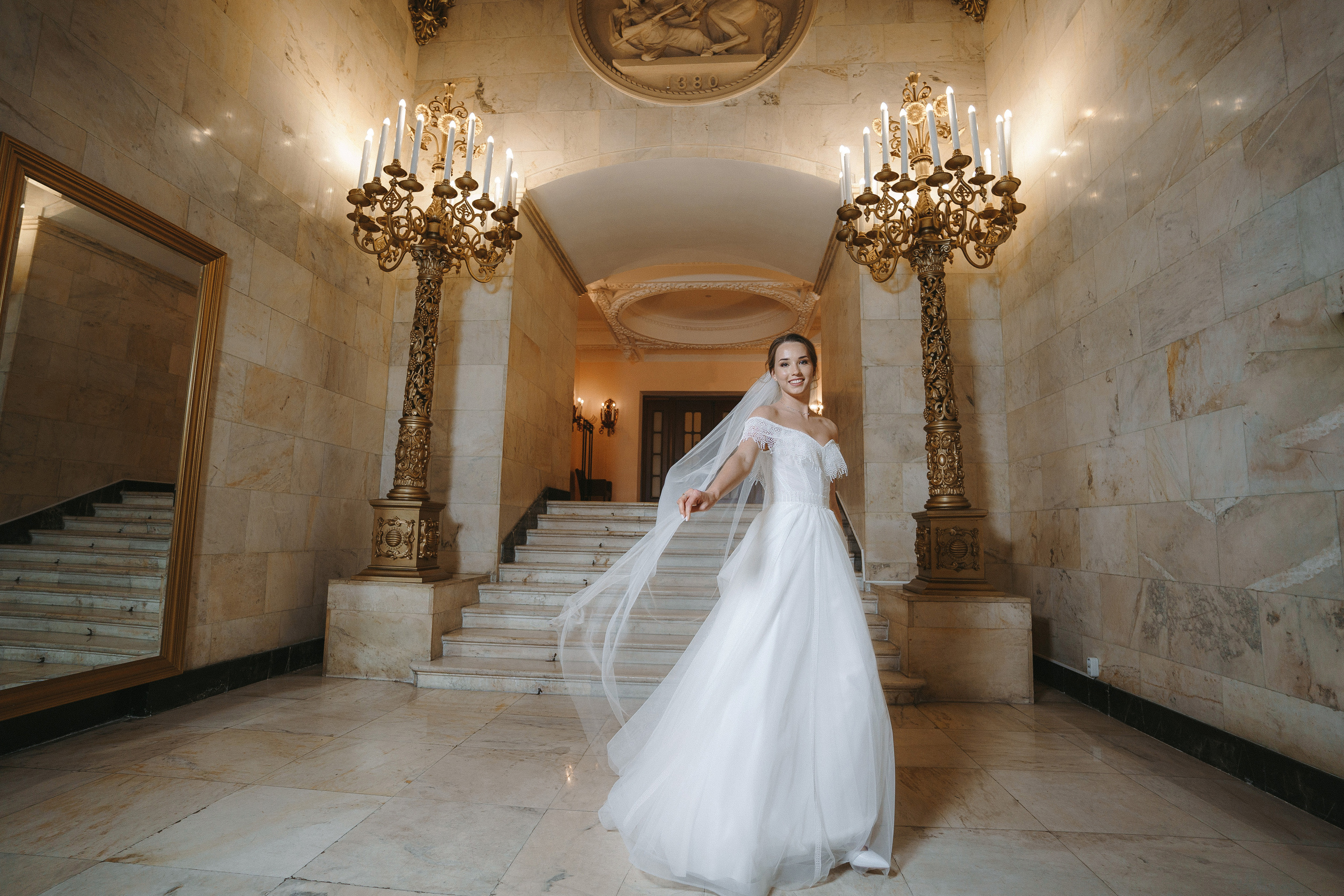 Свадебная фотосессия в отеле Hilton Moscow Leningradskaya 5*