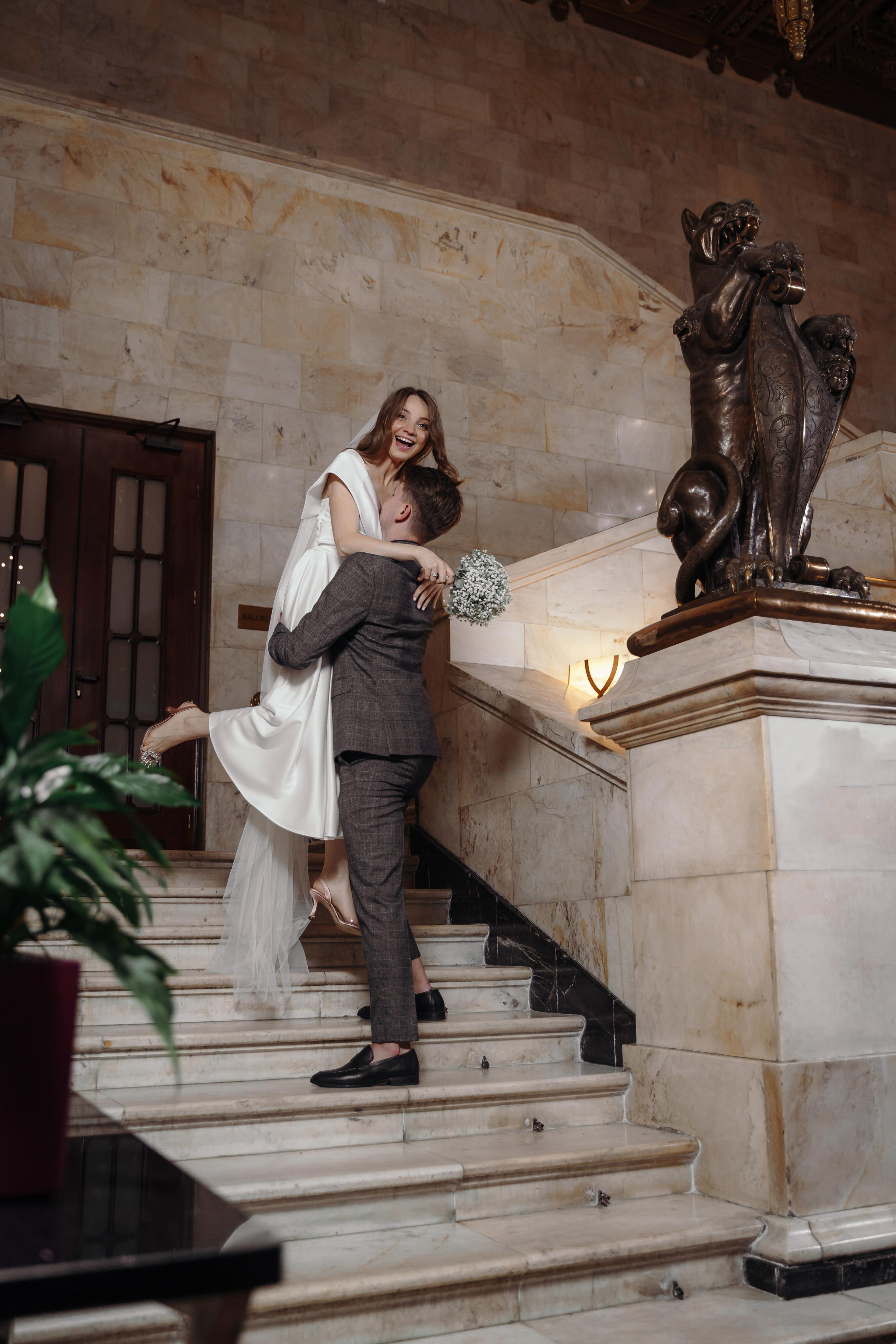 Свадебная фотосессия в отеле Hilton Moscow Leningradskaya 5*