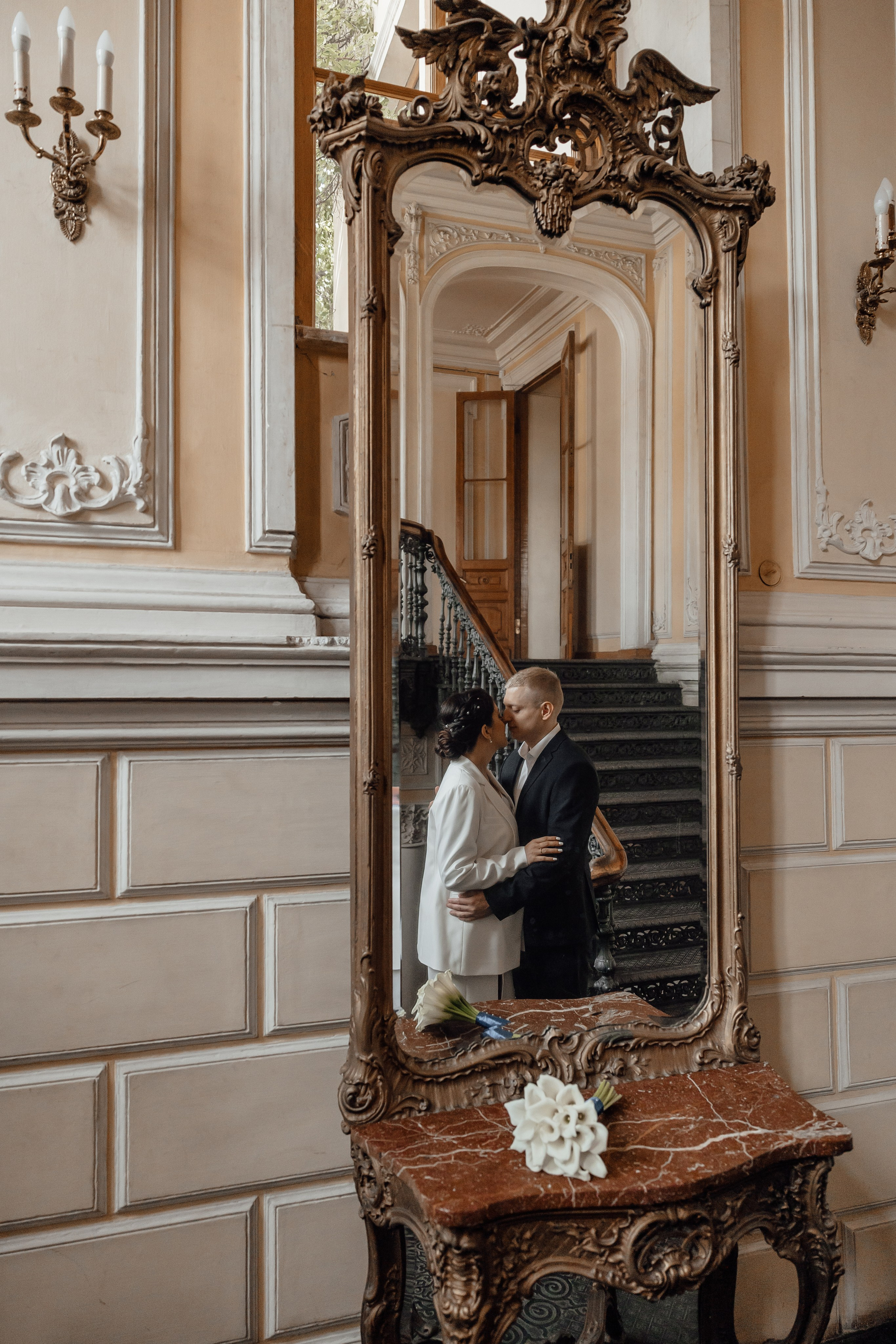 свадебная фотосессия в библиотеке читальне Пушкина