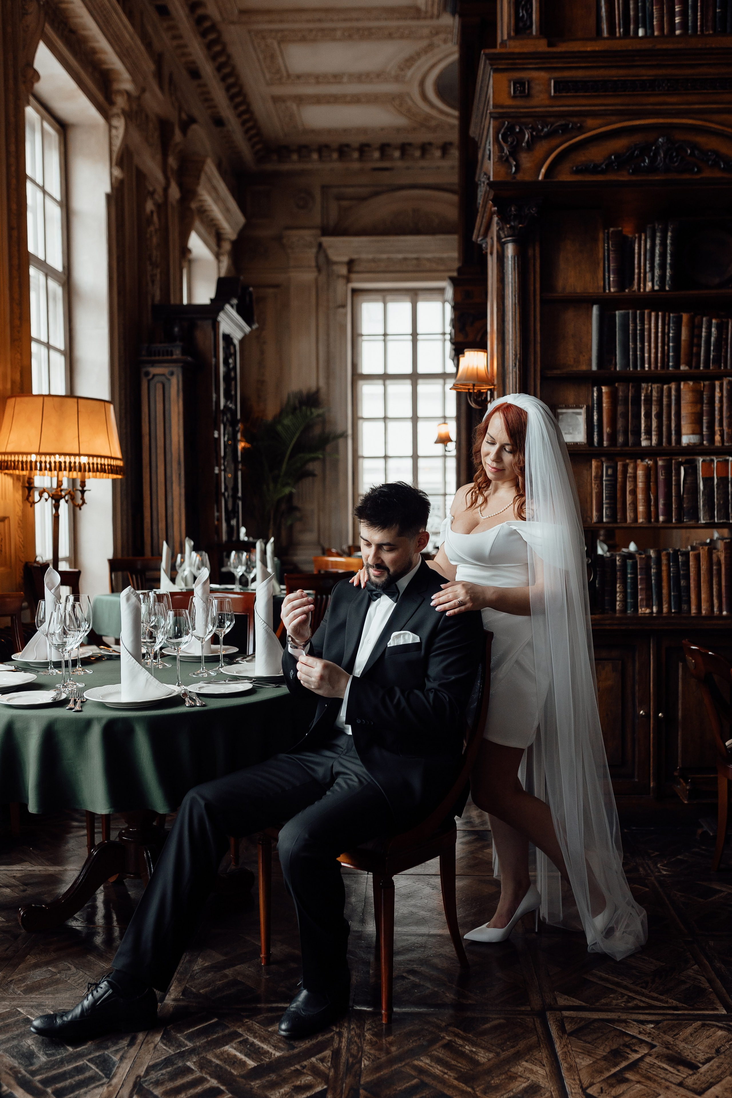 Свадебная фотосессия в ресторане «Кафе Пушкинъ»