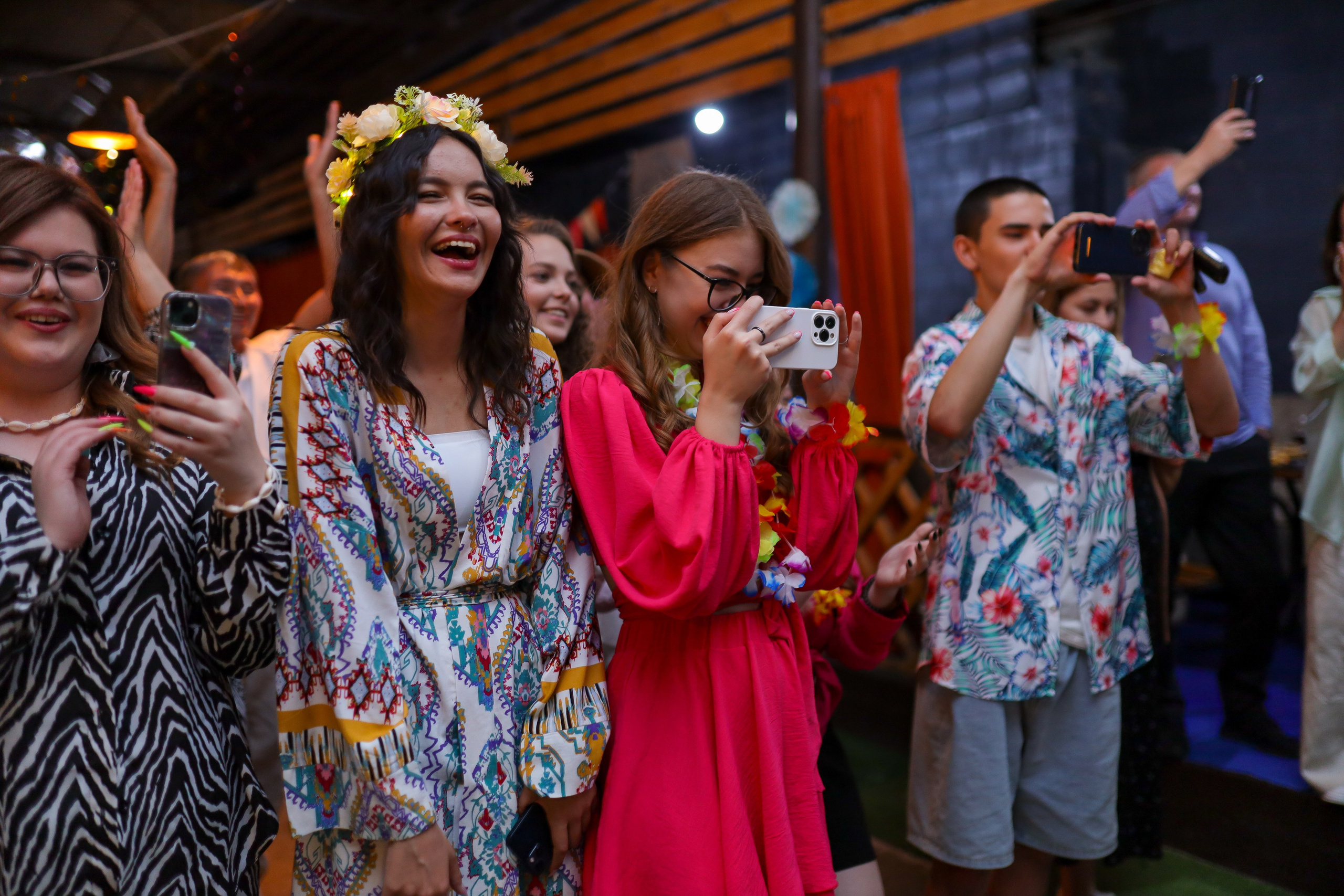 Выпускники. Фотограф в Жезказгане. Графический дизайнер