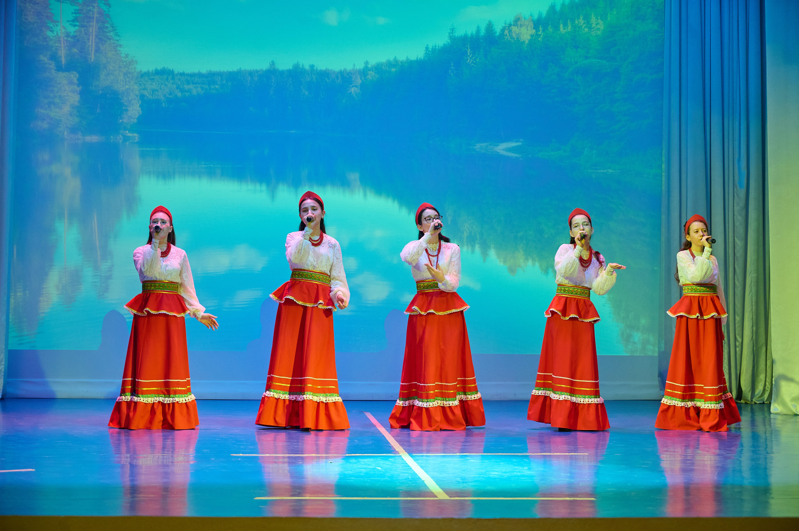 8 марта Марьина роща. Жизнь курорта Кабардинка в фотографиях