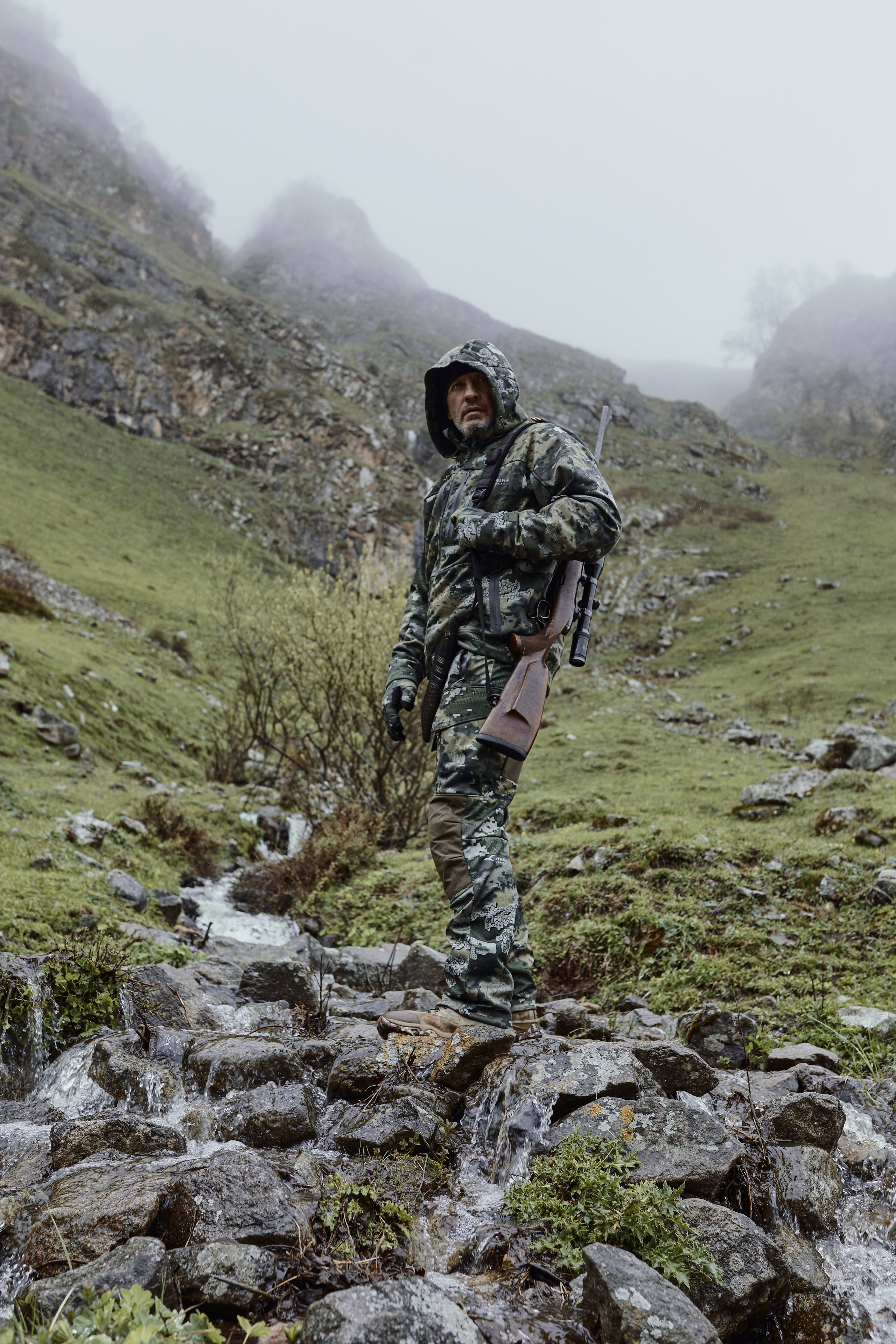 Съемка для бренда охотничьей одежды под ключ. Фотограф Продюсер в горах КБР / Москва Нальчик Горы