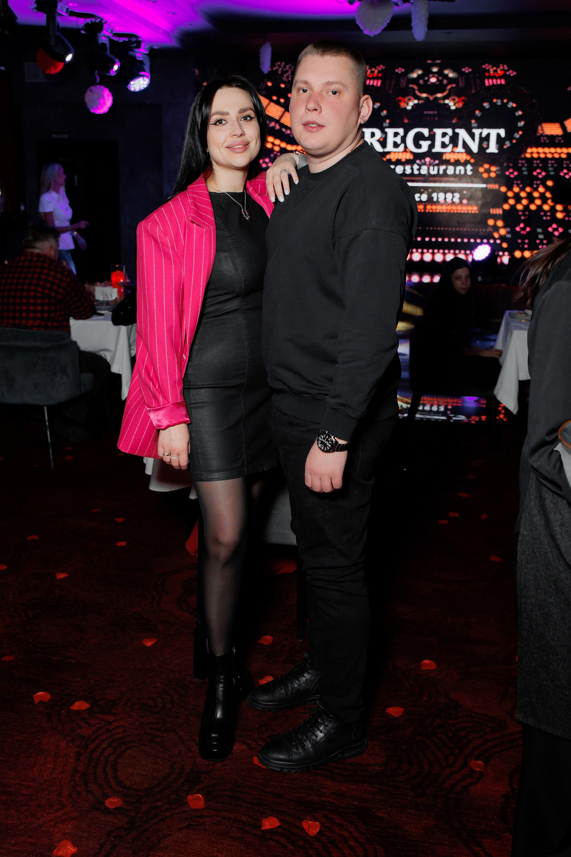 РЕЖЕНТ — HAPPY VALENTINES DAY. СВОИ. ФОТООТЧЕТЫ-СОБЫТИЯ-МЕСТА