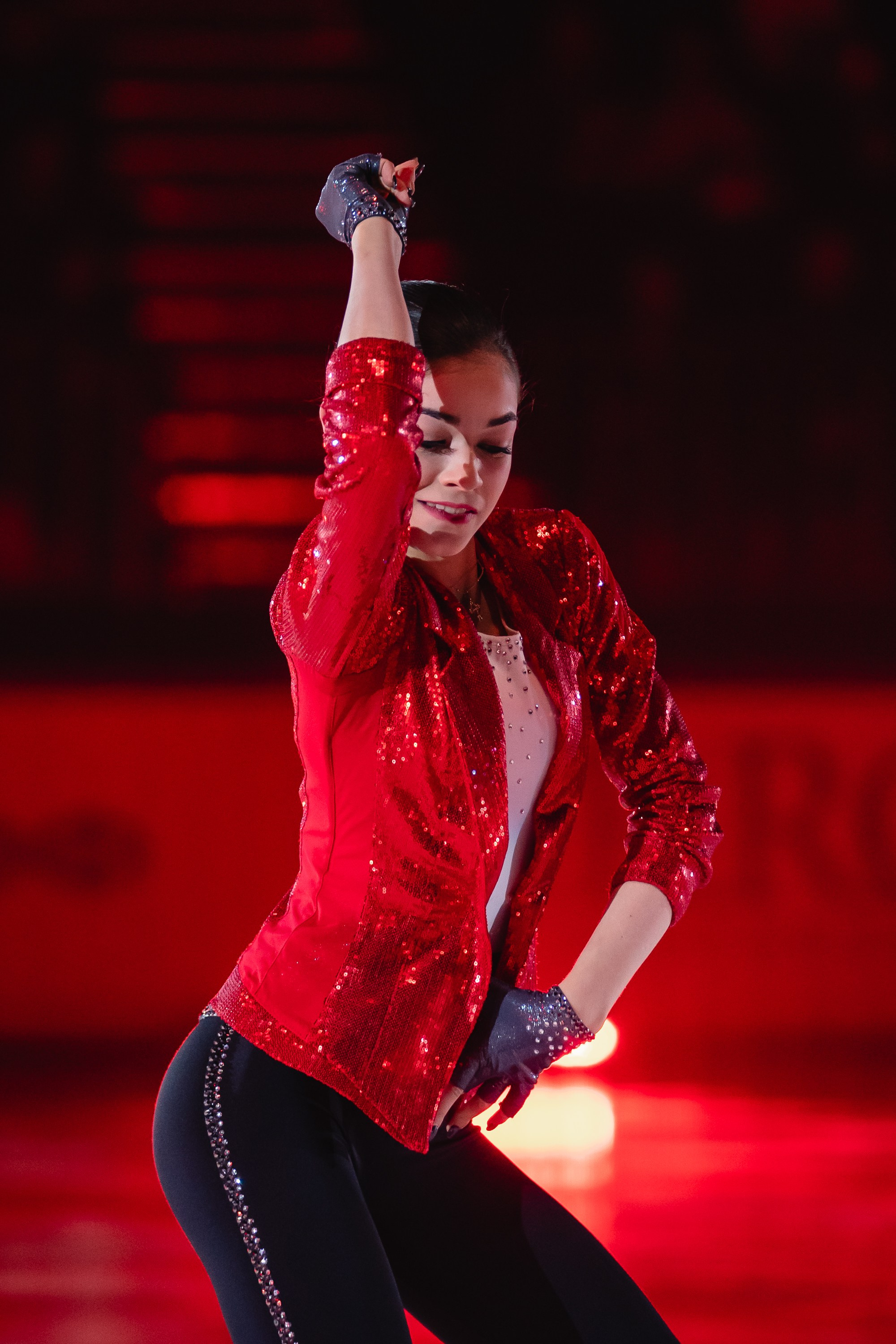 Шоу «Чемпионы на льду» в Новосибирске. Воробьева Ксения — Спортивный и танцевальный фотограф Новосибирск