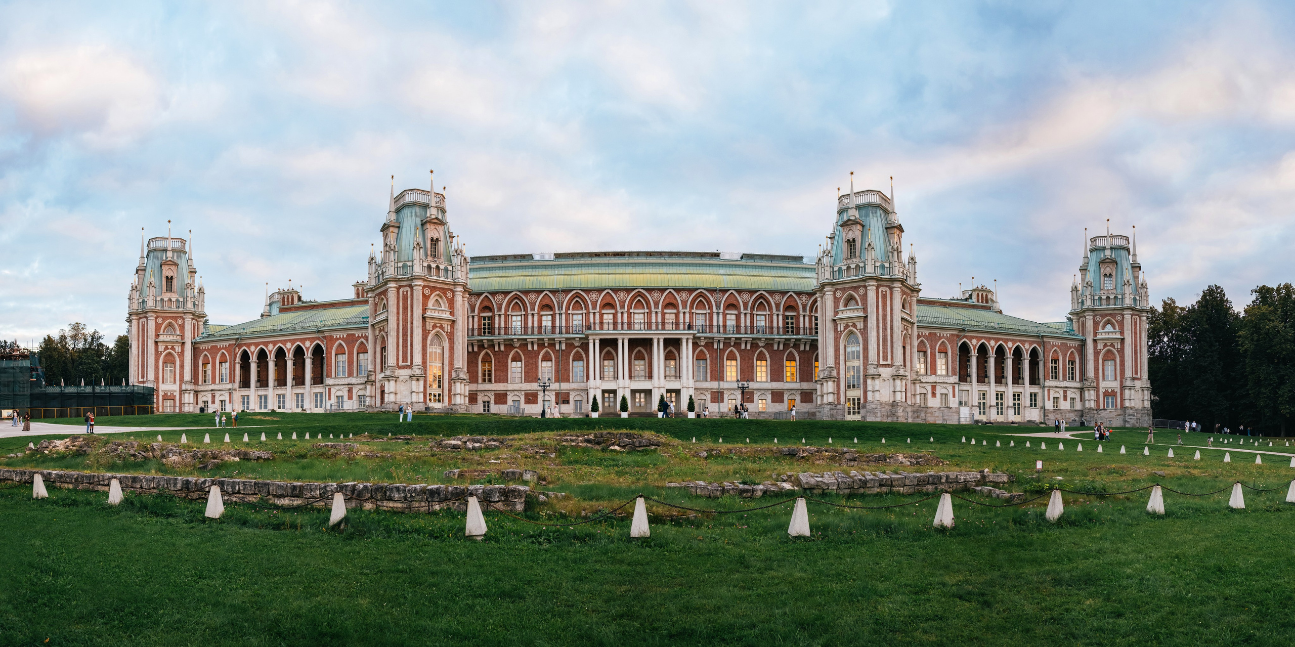 Фотостудия в Москве LUXARTPHOTO