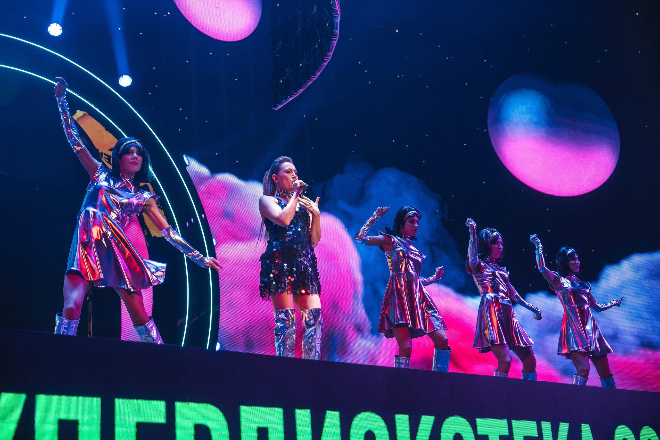 Superdiskoteka 90. Svyatoslav Bunkov | photographer