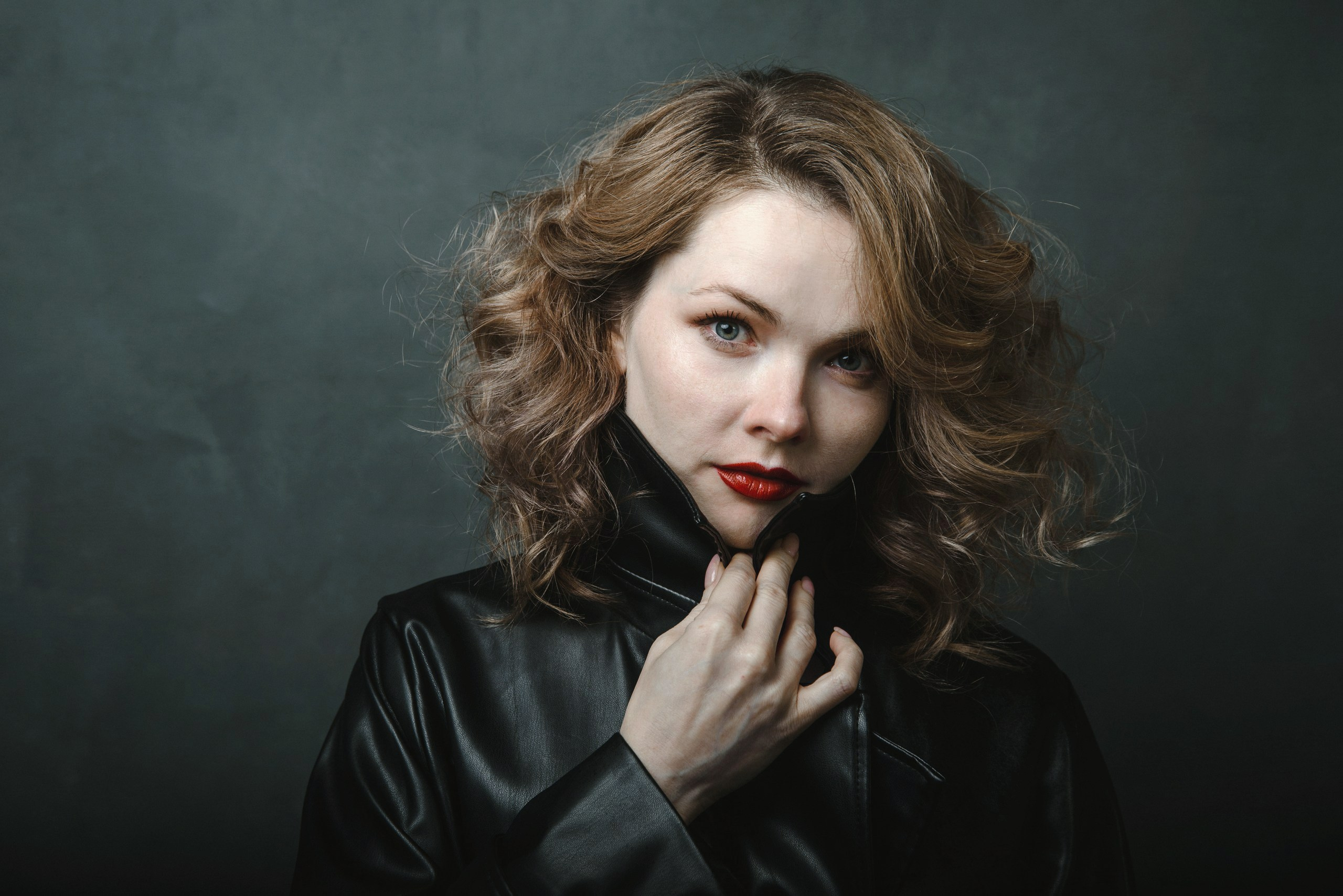 Поработали со школой парикмахерского искусства. Фотограф Денис Неместо, портрет, репортаж