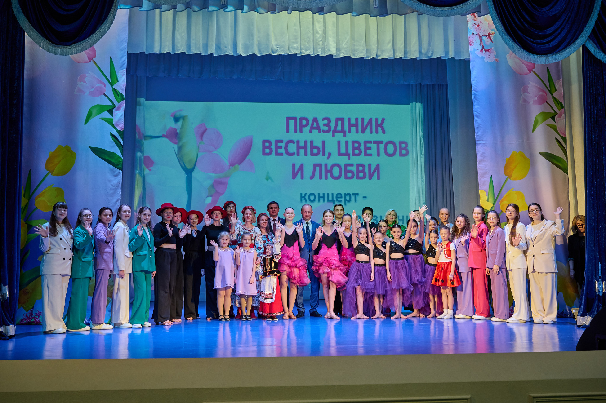 8 марта Марьина роща. Жизнь курорта Кабардинка в фотографиях