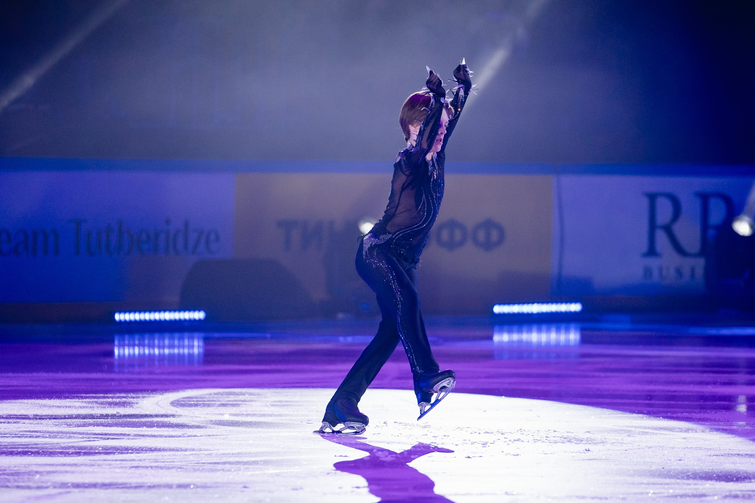 Шоу «Чемпионы на льду» в Новосибирске. Воробьева Ксения — Спортивный и танцевальный фотограф Новосибирск