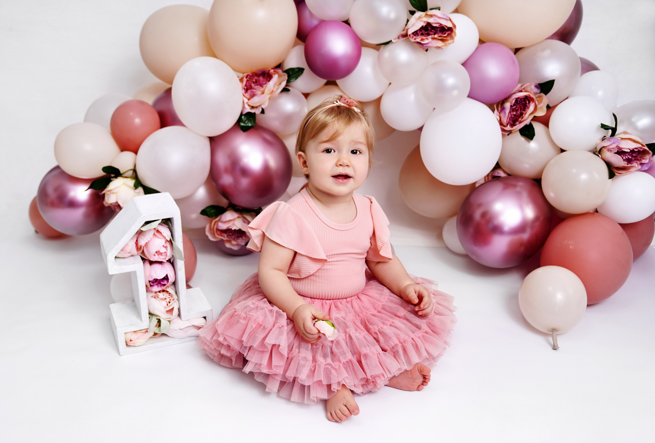 Фотосессия ГОДОВАСИЕ. Фотограф новорожденных, детей до года и беременных в Симферополе