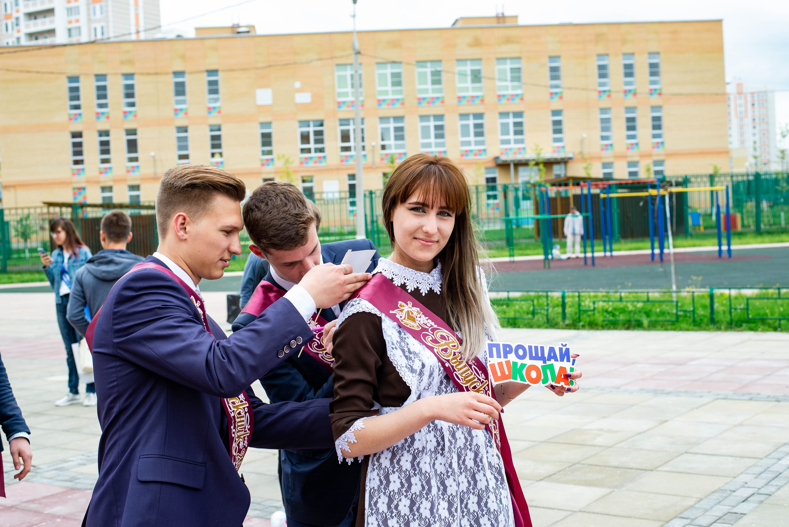 По волнам памяти, Выпускной и ПЗ 34 школа 2019 год. Выпускные альбомы в Подольске Москве и МО