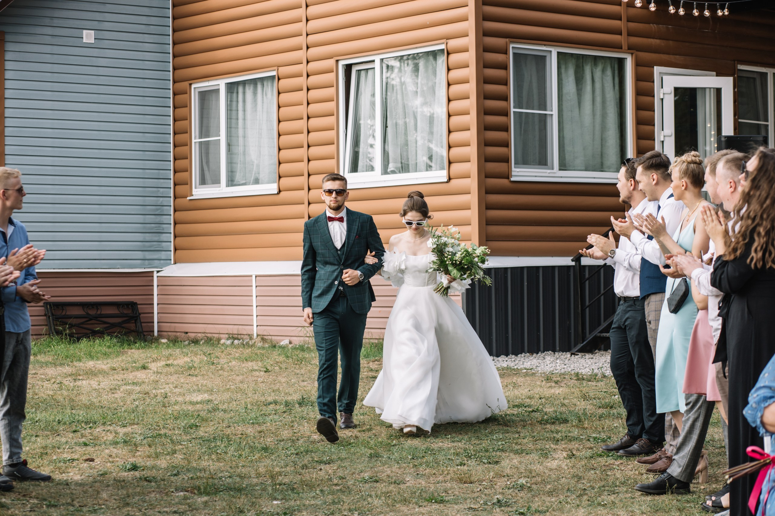 А & Ю | Камерная свадьба под открытым небом. Свадебный фотограф Настя Шелл г. Череповец