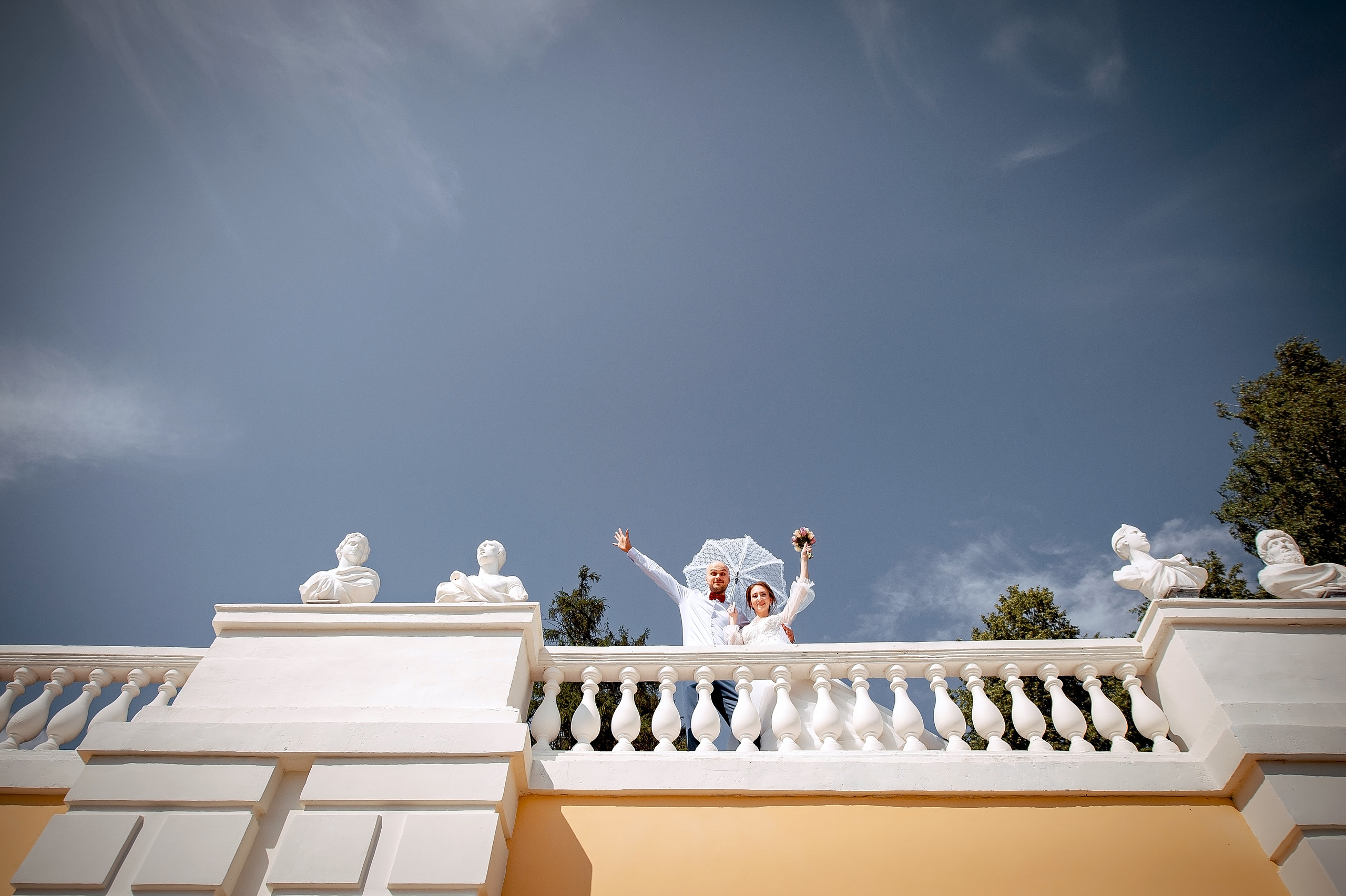Свадебная фотосессия в Барвихе и Усадьбе Архангельское. Свадебный и семейный фотограф Виктория Носачёва. Щелково, Москва и МО