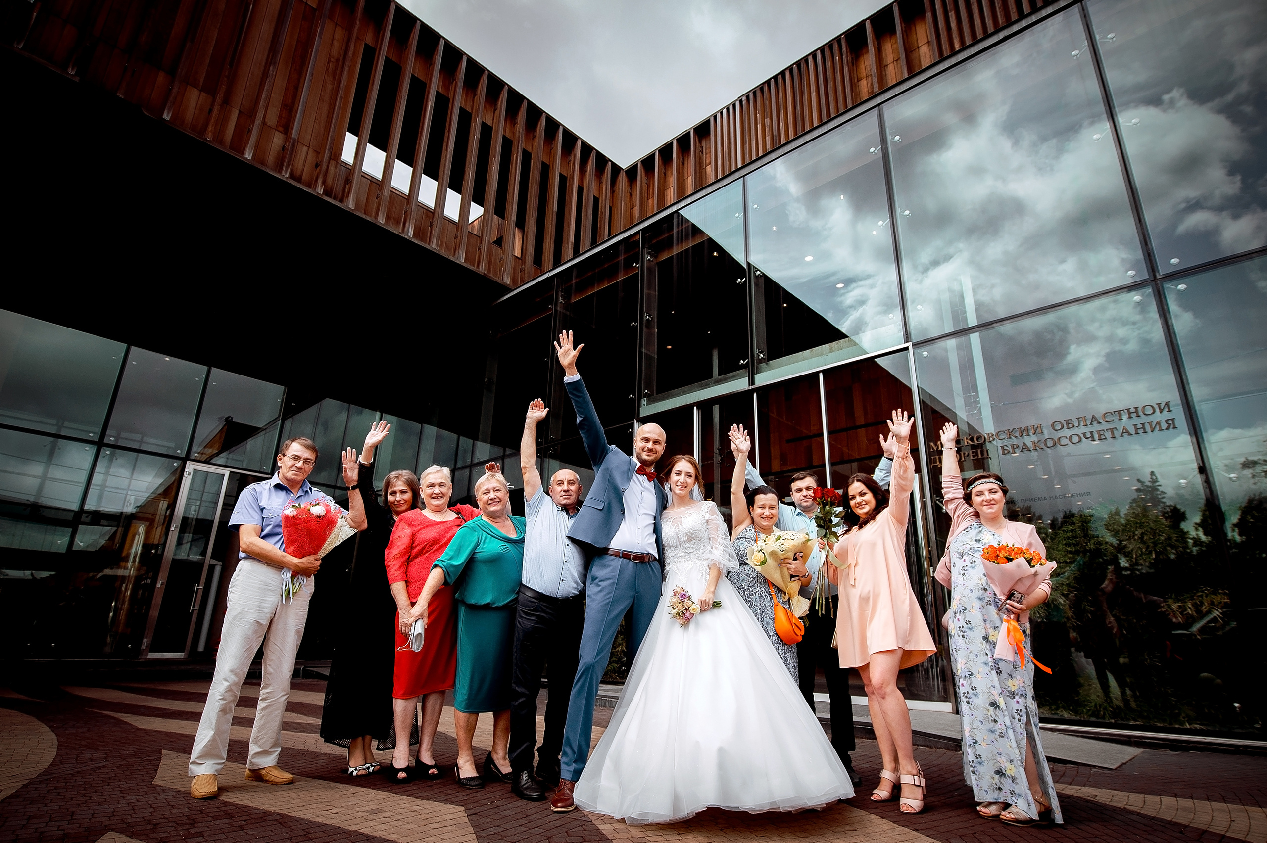 Свадебная фотосессия в Барвихе и Усадьбе Архангельское. Свадебный и семейный фотограф Виктория Носачёва. Щелково, Москва и МО
