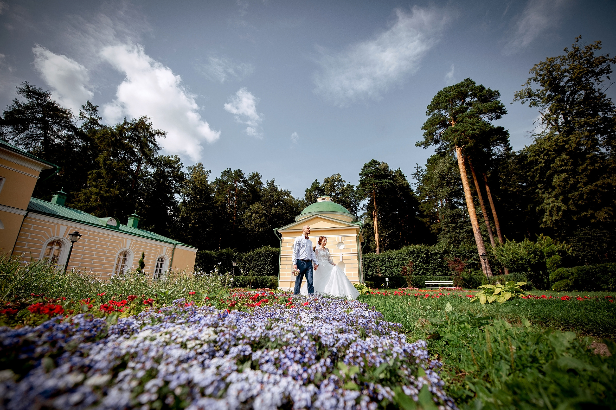 Свадебная фотосессия в Барвихе и Усадьбе Архангельское. Свадебный и семейный фотограф Виктория Носачёва. Щелково, Москва и МО