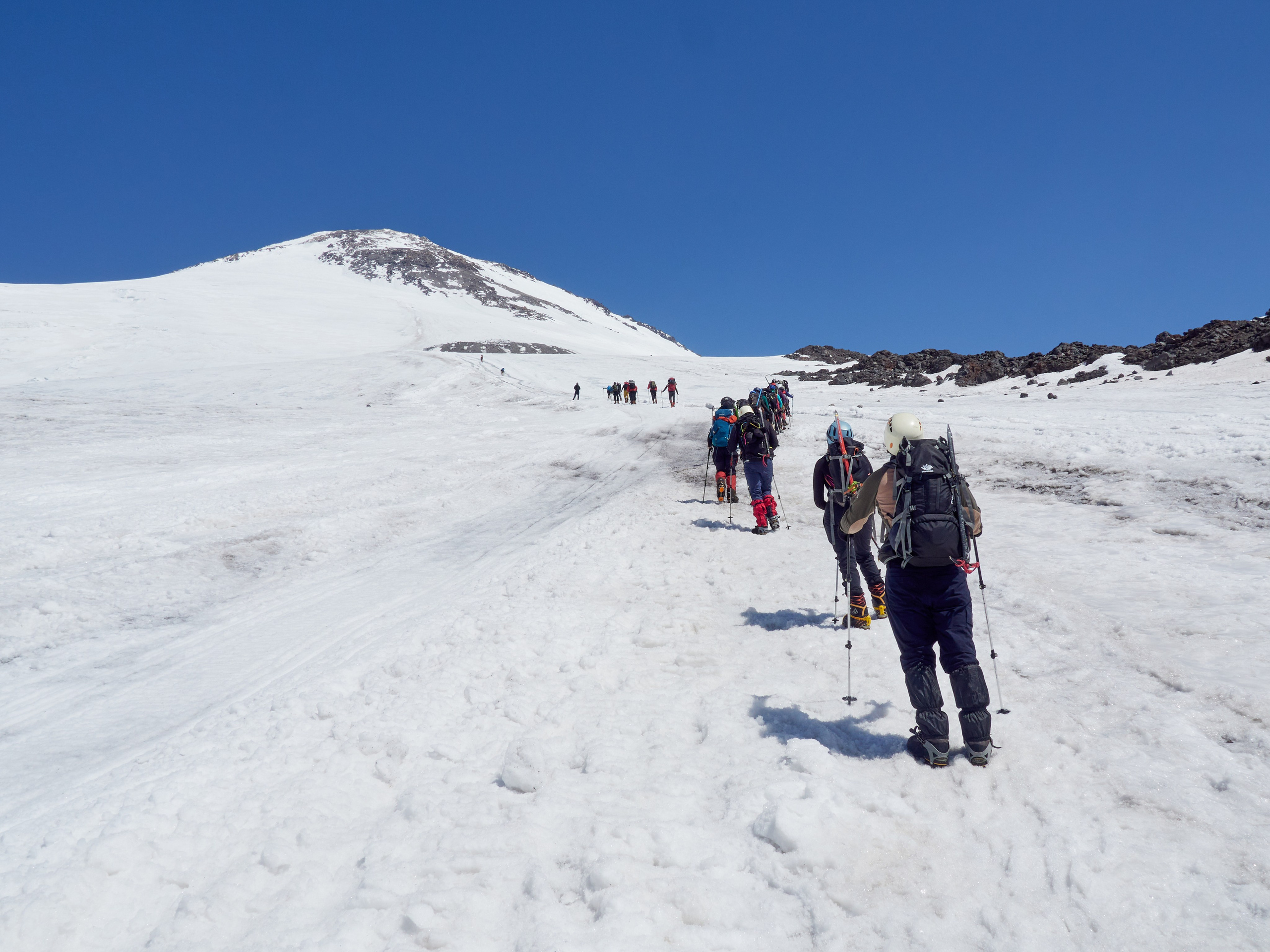 Съемка акклиматизационного выхода в Приэльбрусье. Горный, высотный Фотограф на Эльбрусе Георгий