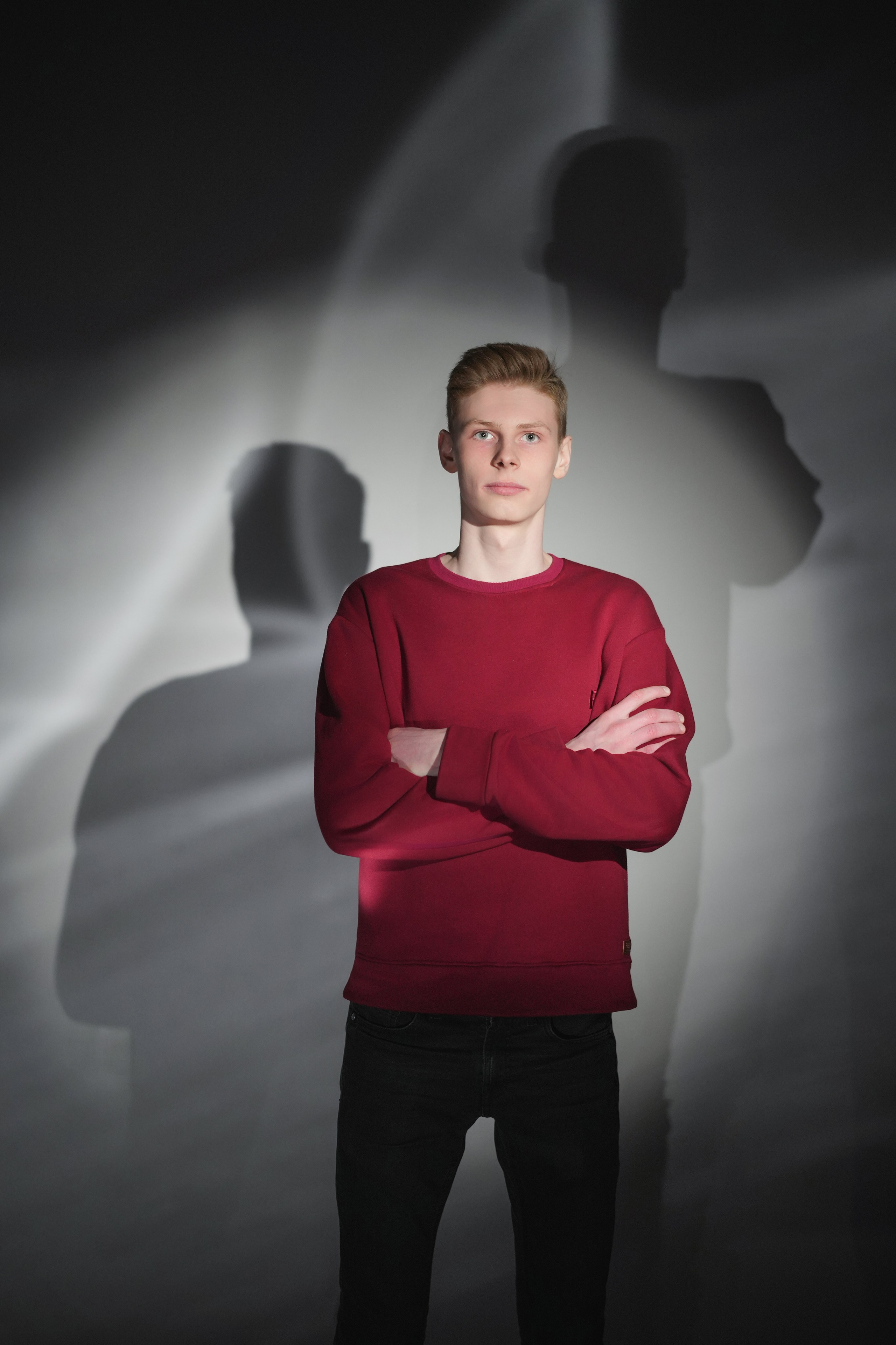 Стиль портрета в студии. GOTRA — выпускные альбомы в Тюмени