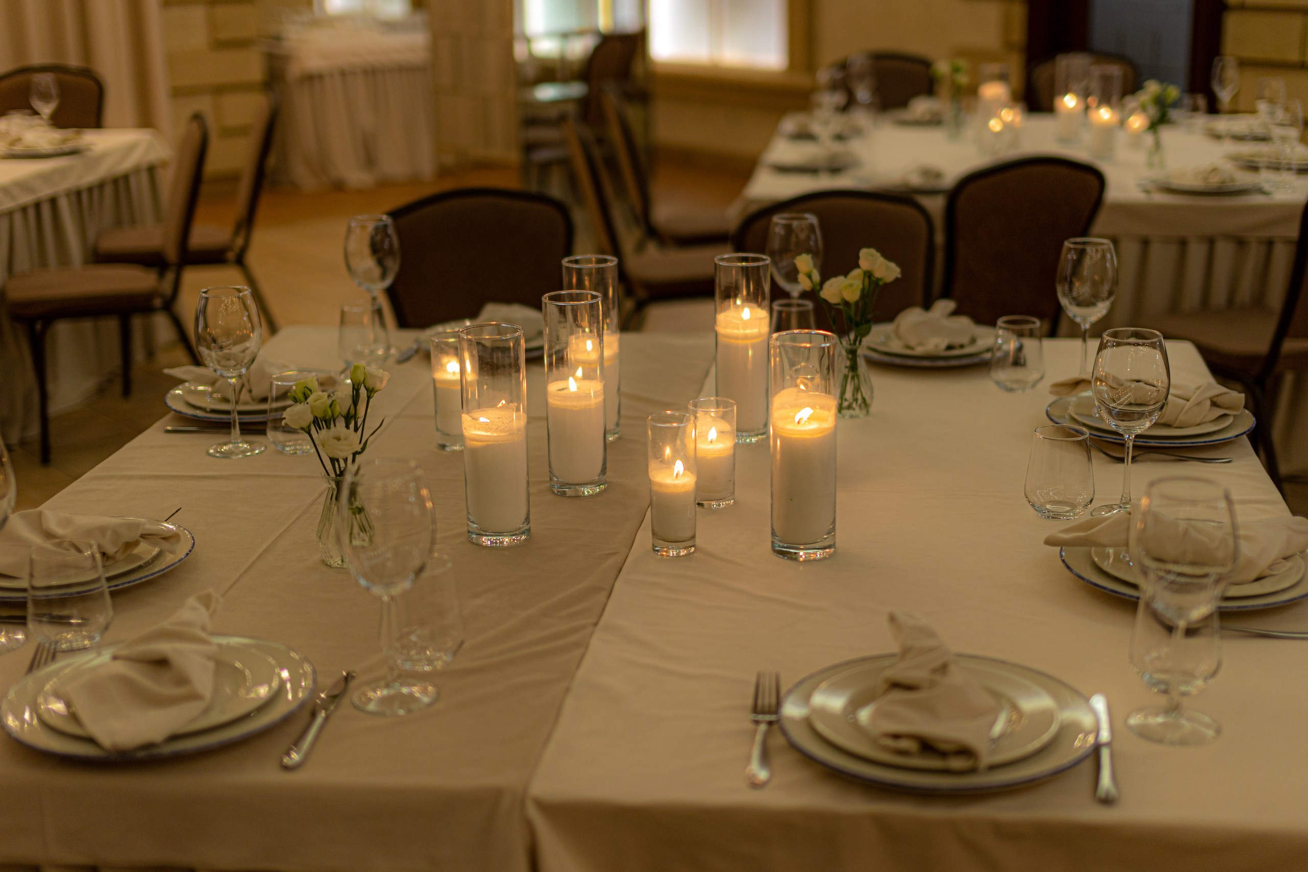 Банкетный зал ресторана Дача. Фотограф в Оренбурге. Профессиональный фотограф