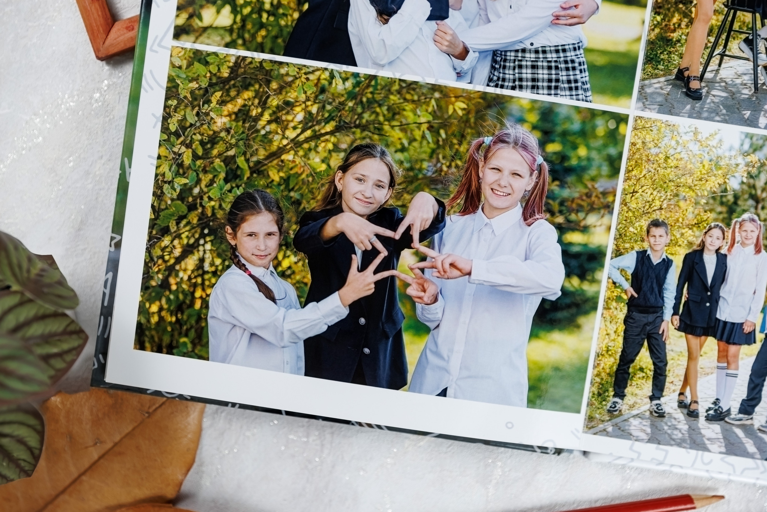 Выпускные альбомы 4 класс. Семейный и детский фотограф Комина Елена, Власиха, Одинцово