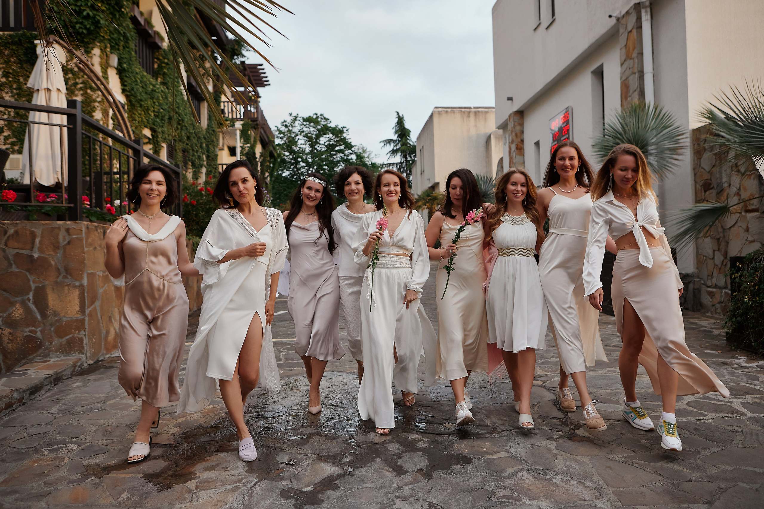 Девичник Santorini. Свадебный и семейный фотограф в Сочи-Красной поляне Ларионова Анна