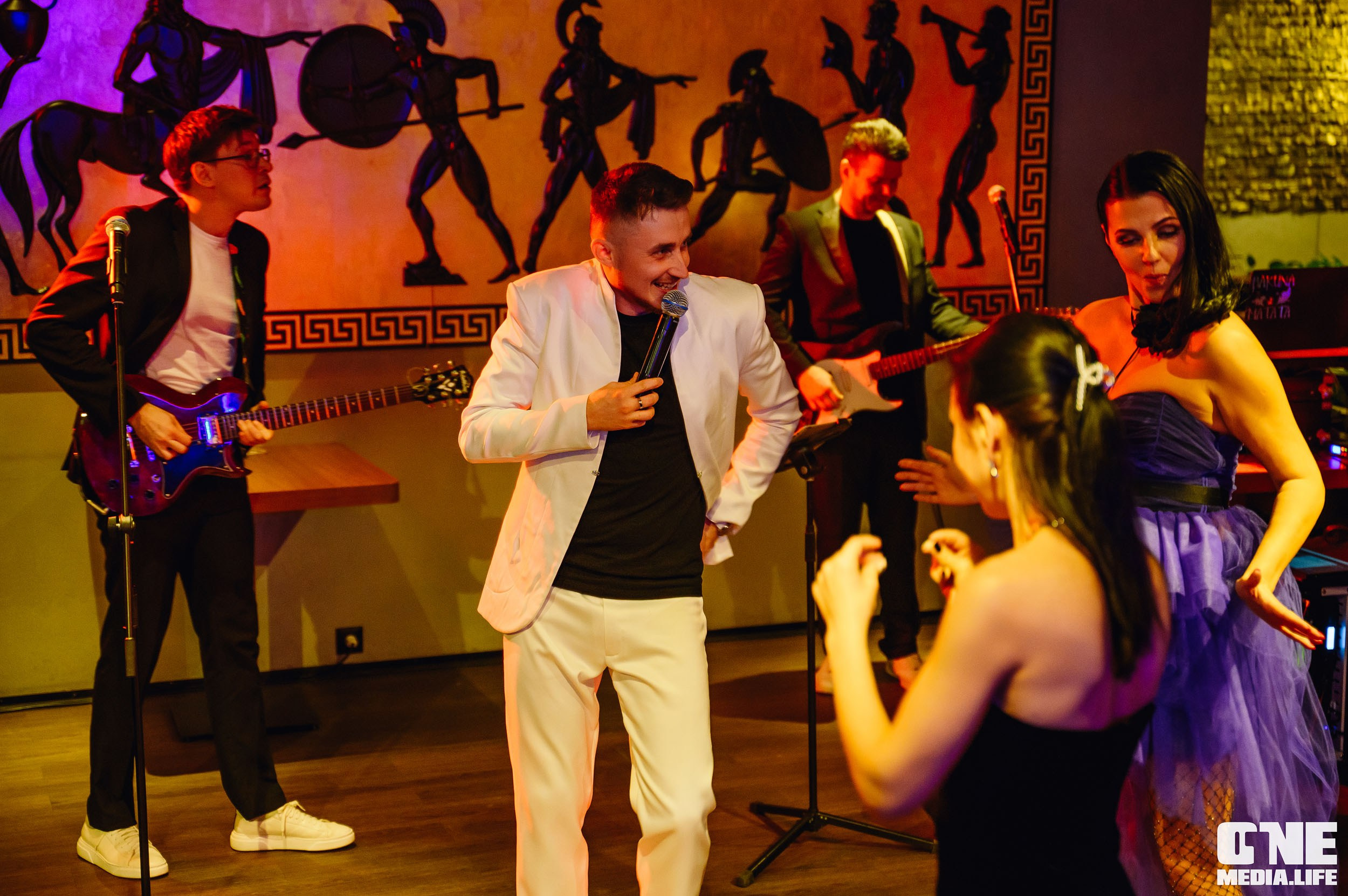 8 Марта в El Greco. One Media Life: фоторепортажи, фотоотчеты с мероприятий и заведений