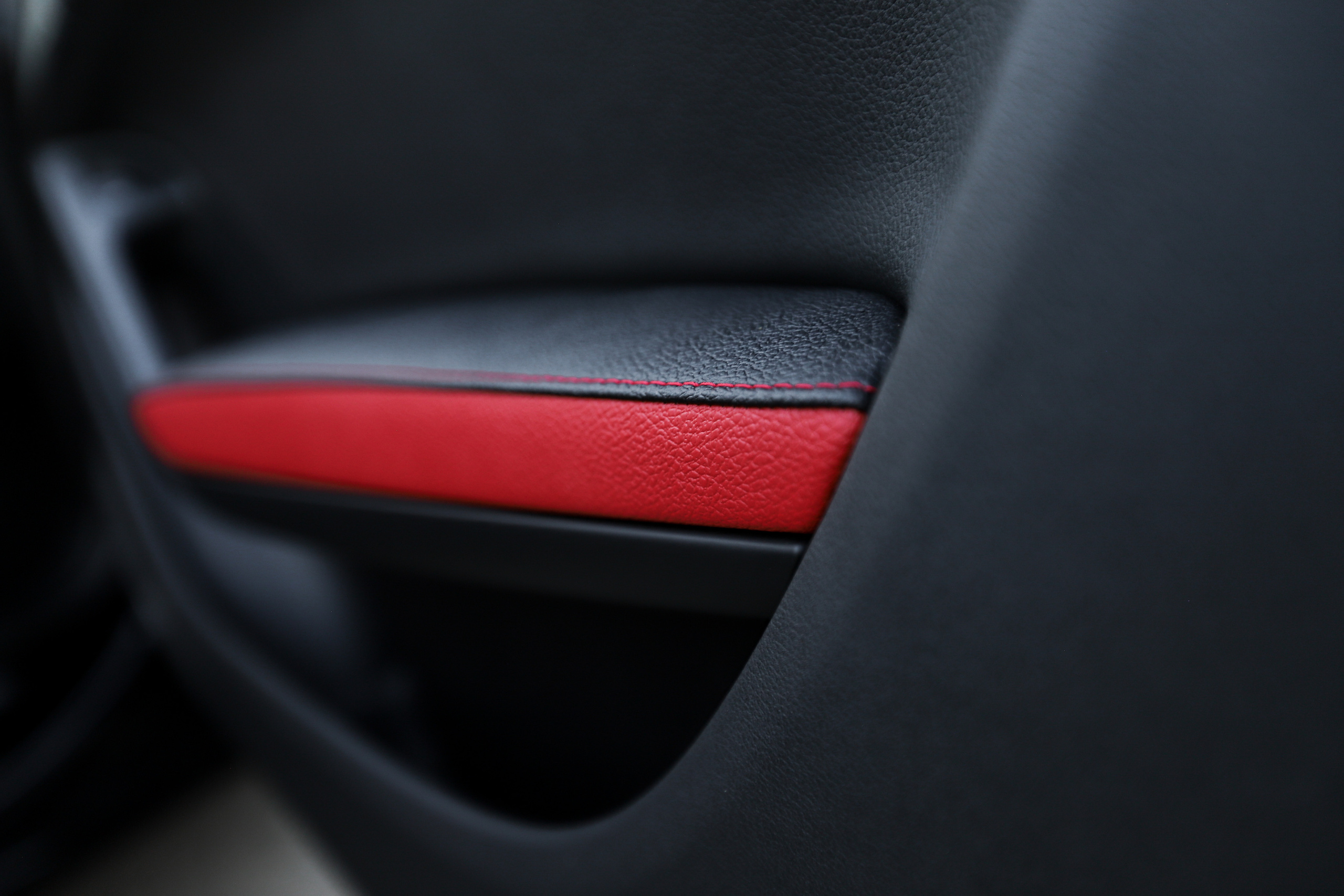 Фотосессия с АВТО. Фотограф в Краснодаре Анна Светикова