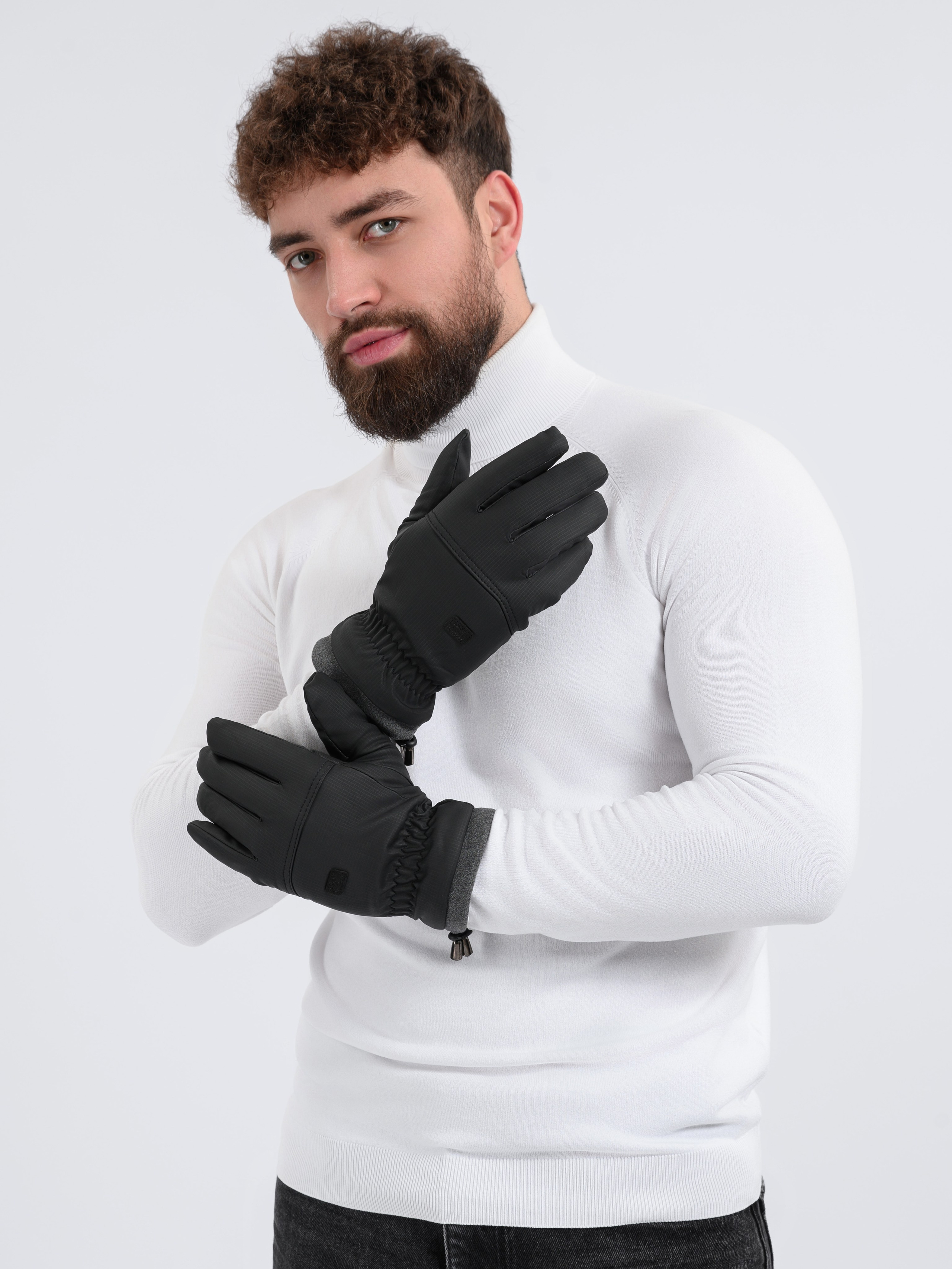 МОДЕЛЬ НИКИТА. Студия рекламной и предметной съемки товаров WELKO Studio