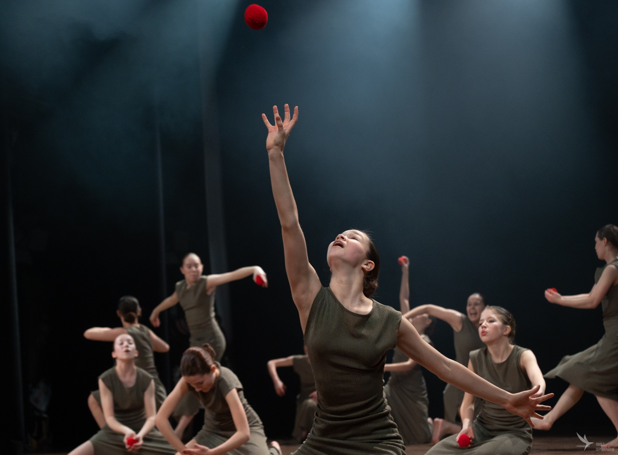 Хореографический спектакль «На след и Я». Репортажный фотограф в Казани Павел Серпокрылов