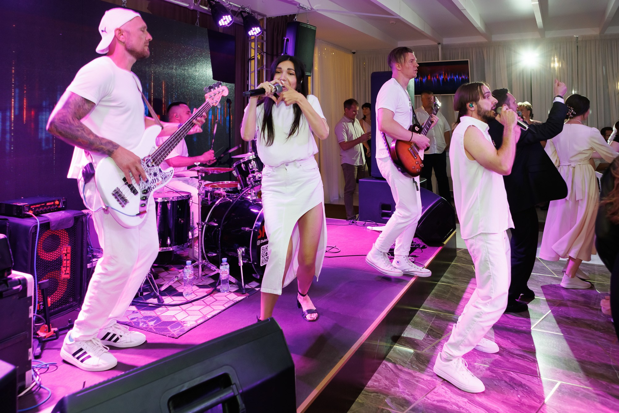 Выпускной вечер в Севастопольской гимназии № 1 имени А. С. Пушкина. Свадебный фотограф, фотосъемка в Крыму, Севастополе, Симферополе, Ялте