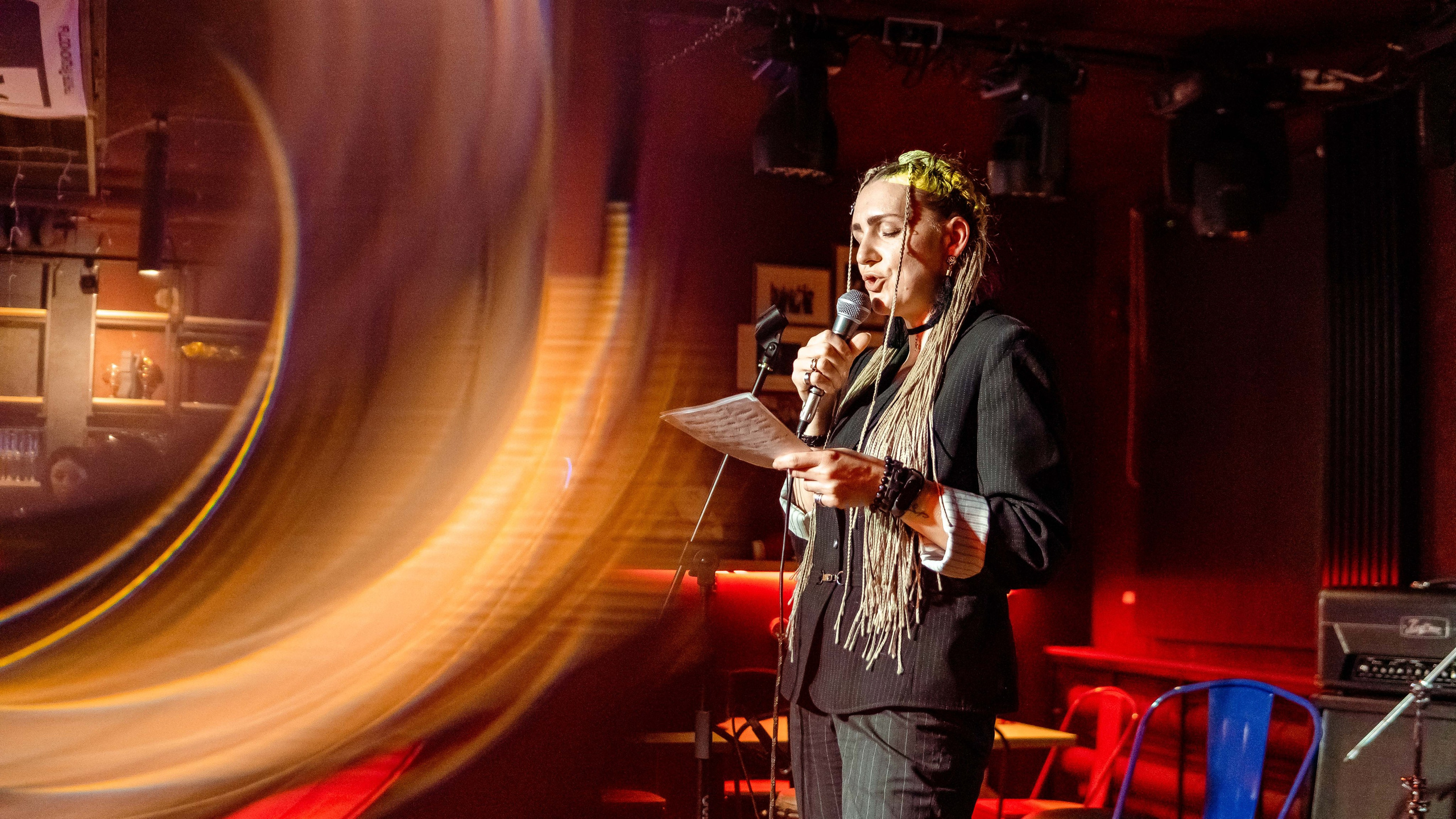 Репортажные фотографии творческого вечера Такие дела, Панда