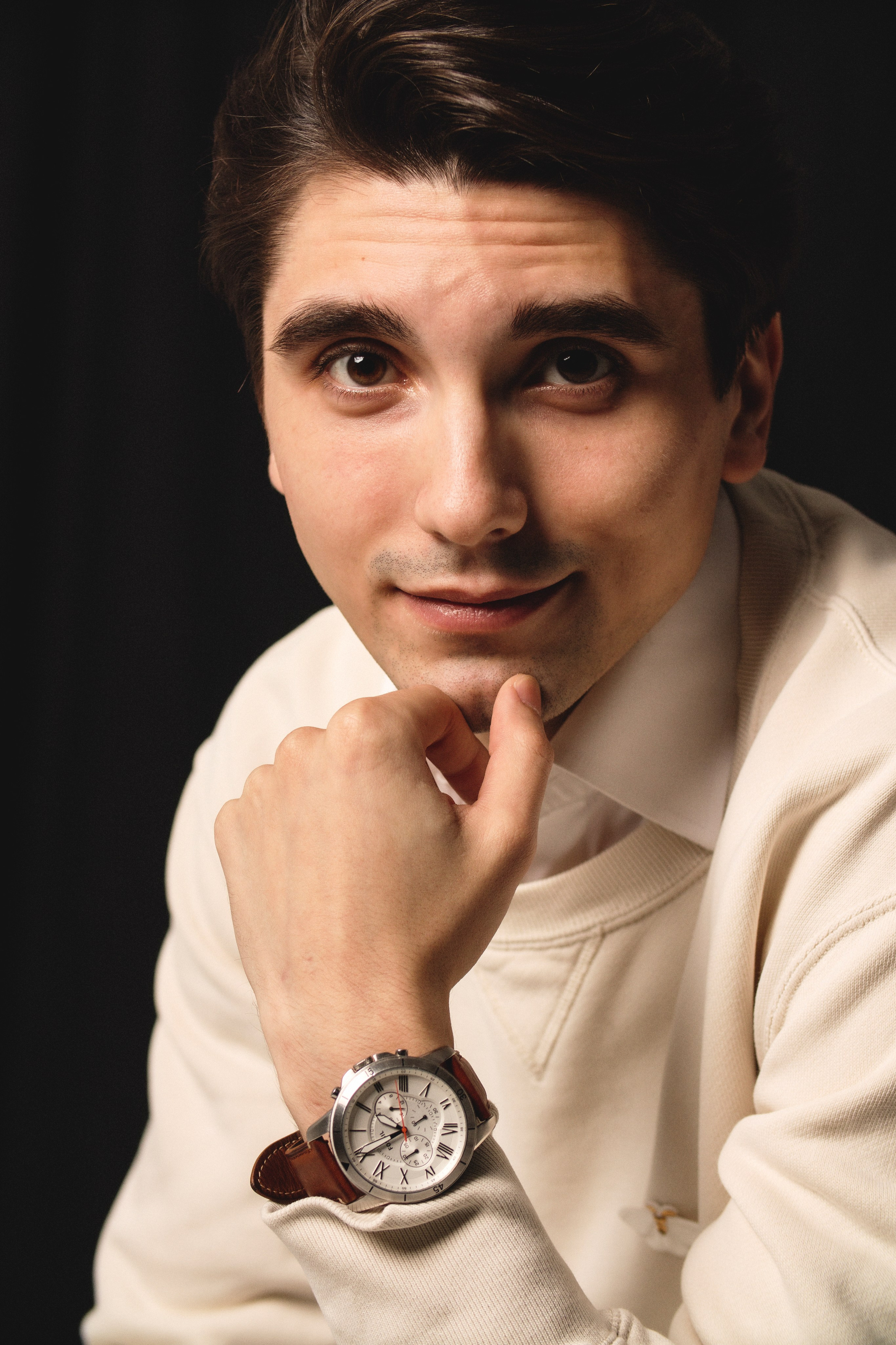 Фотограф интерьера, мебели и портрета в Санкт-Петербурге