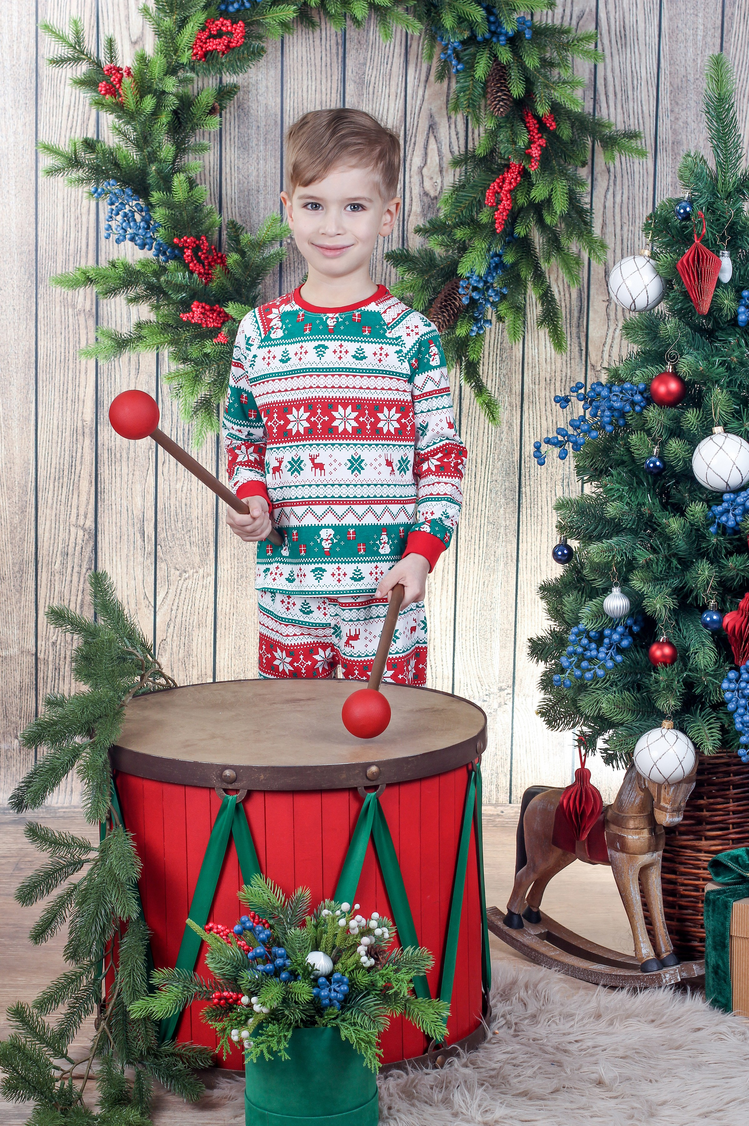 Портреты. Три Жирафа