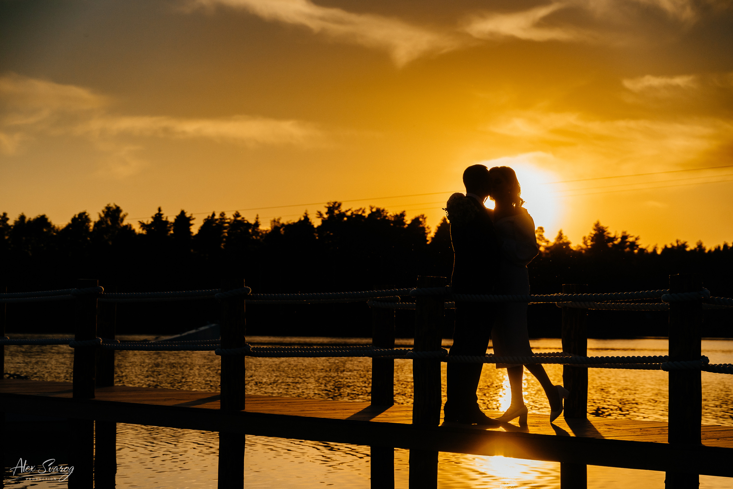 Свадебный фотограф Алексей Сварог/Профессиональная съемка вашего праздника. Свадебный и репортажный фотограф-видеограф Москва и Московская область