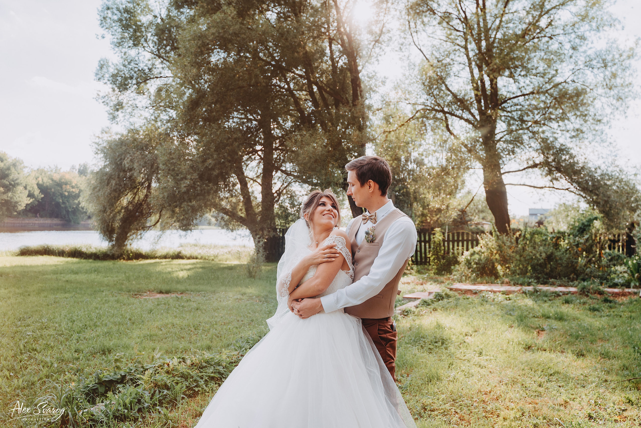 Свадебный фотограф Алексей Сварог/Профессиональная съемка вашего праздника. Свадебный и репортажный фотограф-видеограф Москва и Московская область