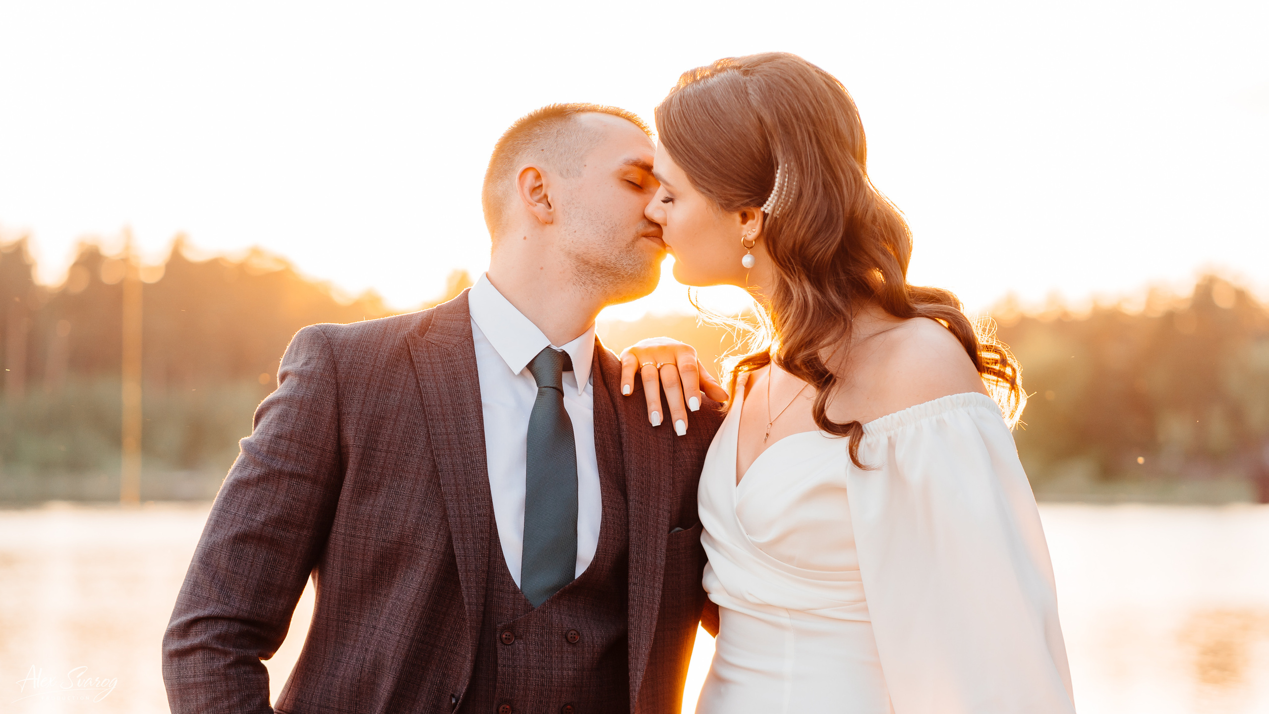 Свадебный фотограф Алексей Сварог/Профессиональная съемка вашего праздника. Свадебный и репортажный фотограф-видеограф Москва и Московская область