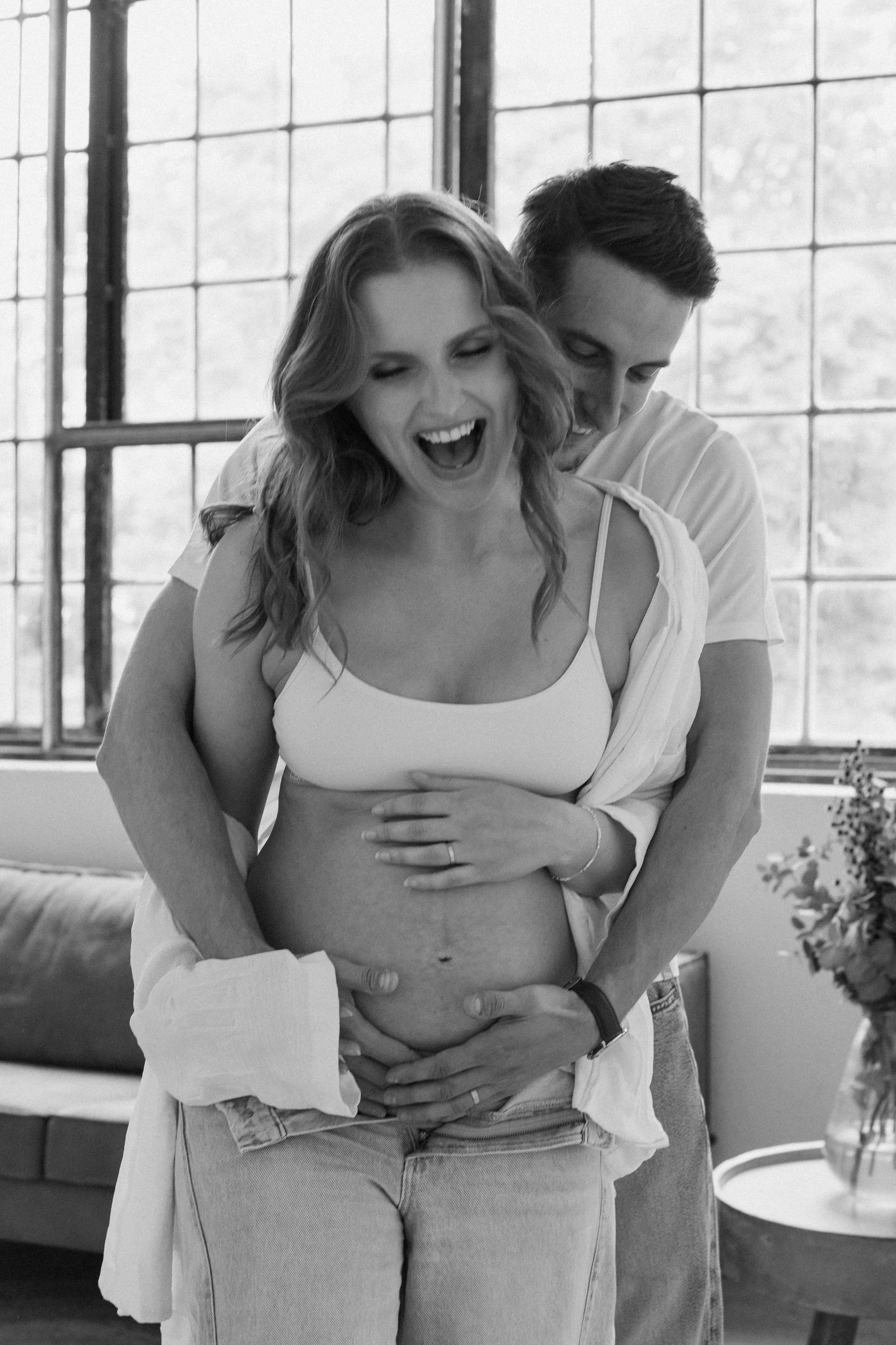 Pregnancy photoshoot. Wedding photographer Europe