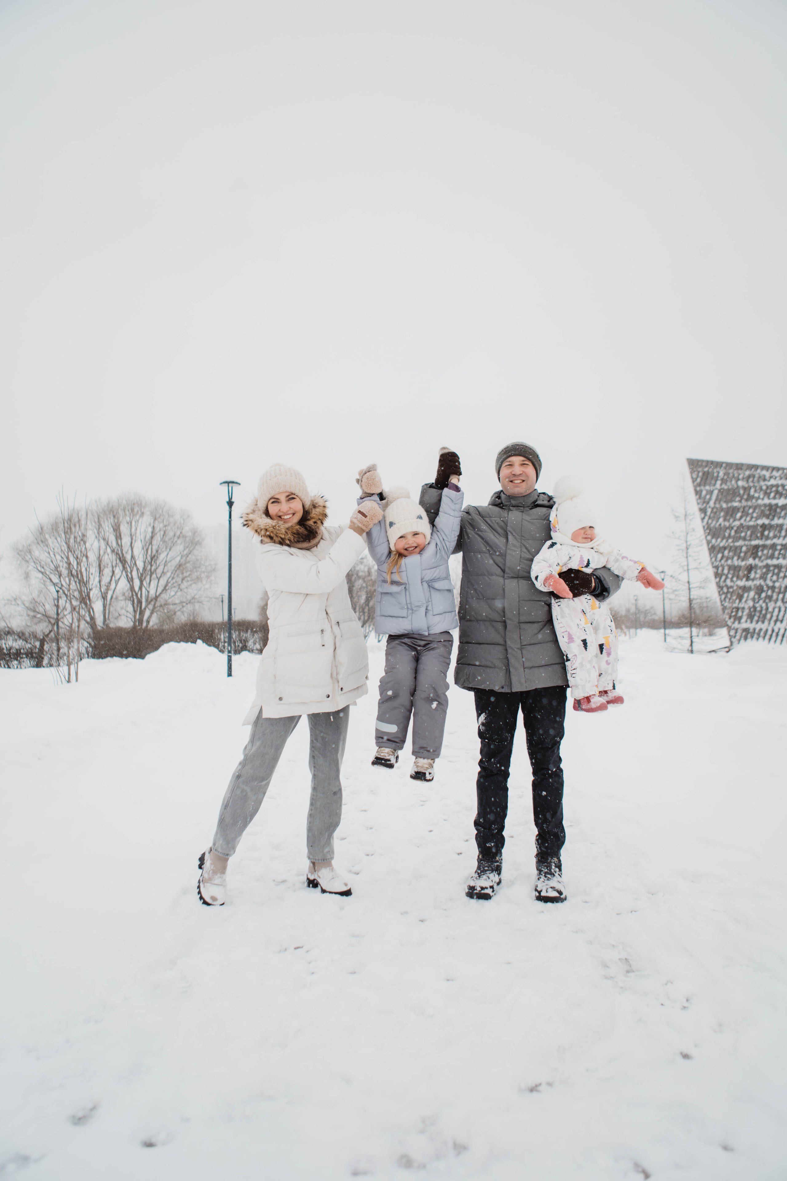 Семейная фотосессия зимой. Фотограф Валерия Горбунова Подольск Бутово Видное Щербинка