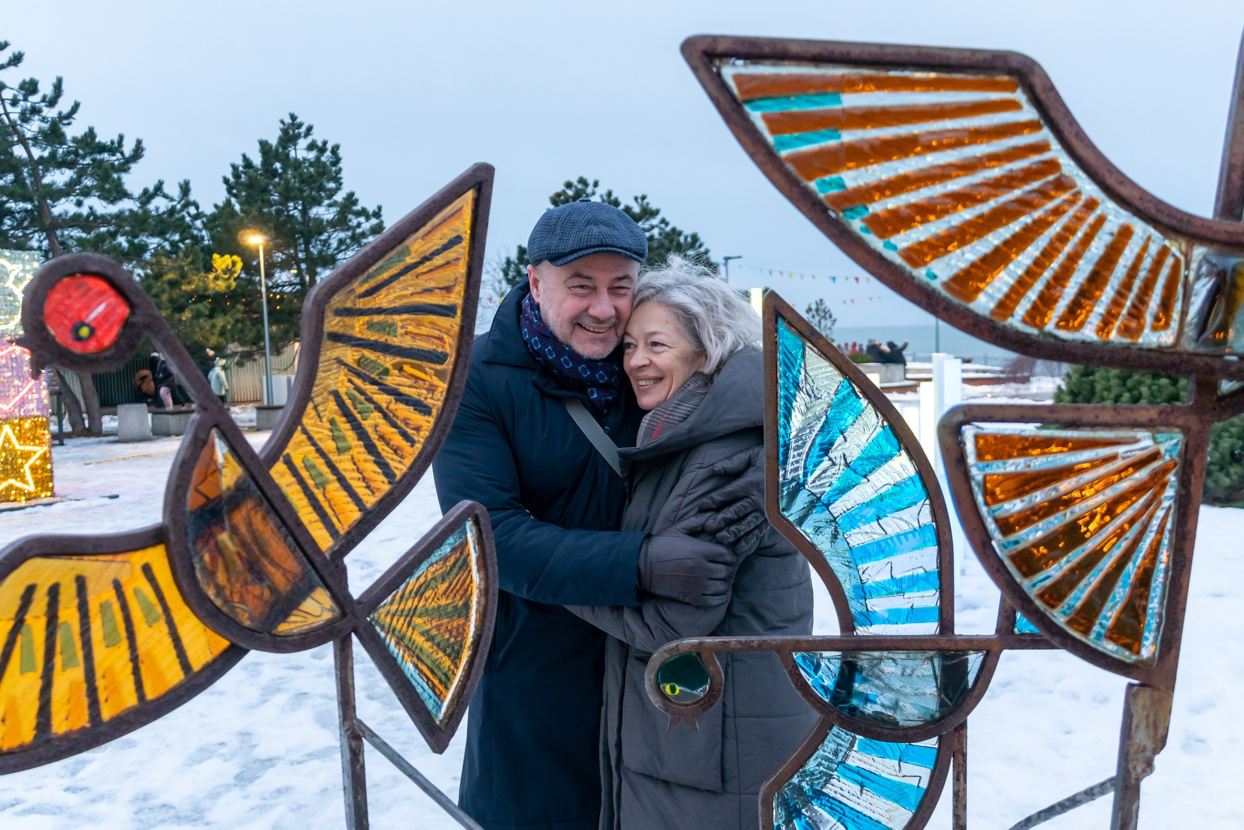 Двое в Новогоднем Зеленоградске. Фотограф Татьяна Рутковская Калининград